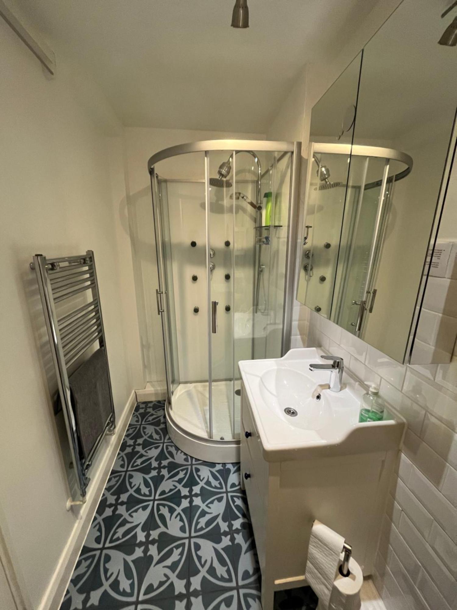 Cozy 1-br Garden Flat For Up To 4 In East Appartement Londres
