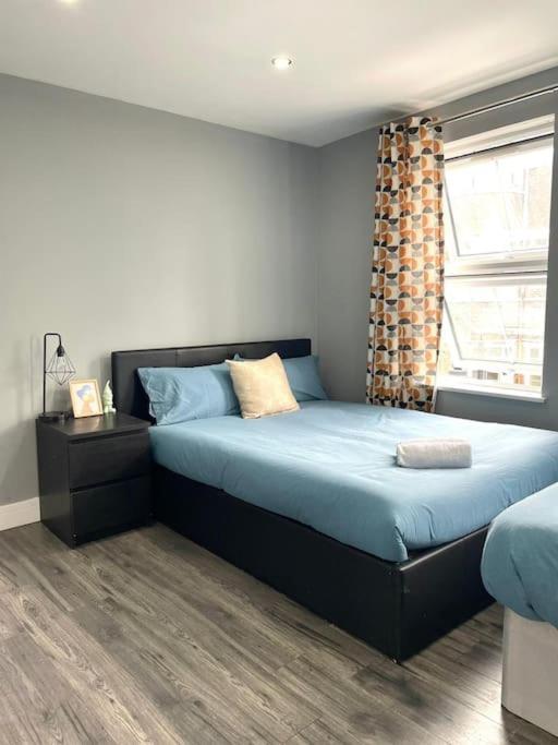 Bright Flat Near To Tower Bridge * Londres