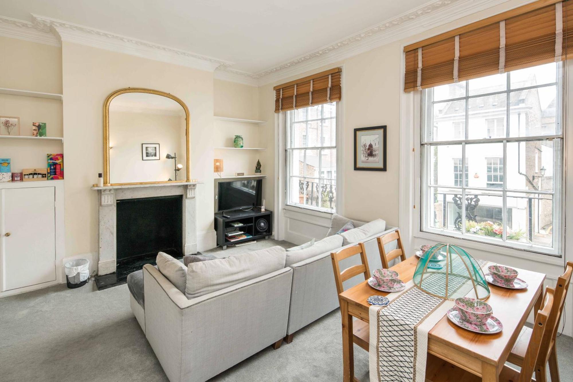 High-ceiling Gorgerous Victorian Flat With Private Garden - 3 Mins To Hyde Park, Kensington Palace, 8 Mins Nottinghill, High Street Kensington Station Appartement