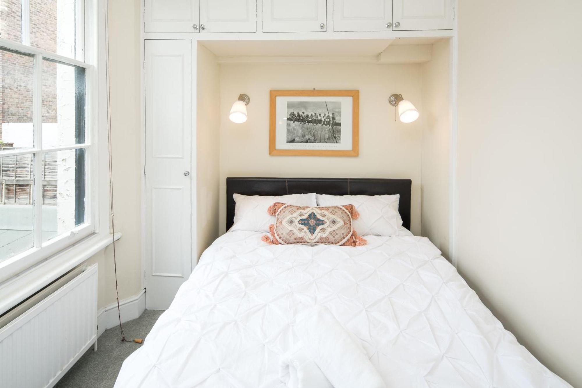 High-ceiling Gorgerous Victorian Flat With Private Garden - 3 Mins To Hyde Park, Kensington Palace, 8 Mins Nottinghill, High Street Kensington Station Appartement