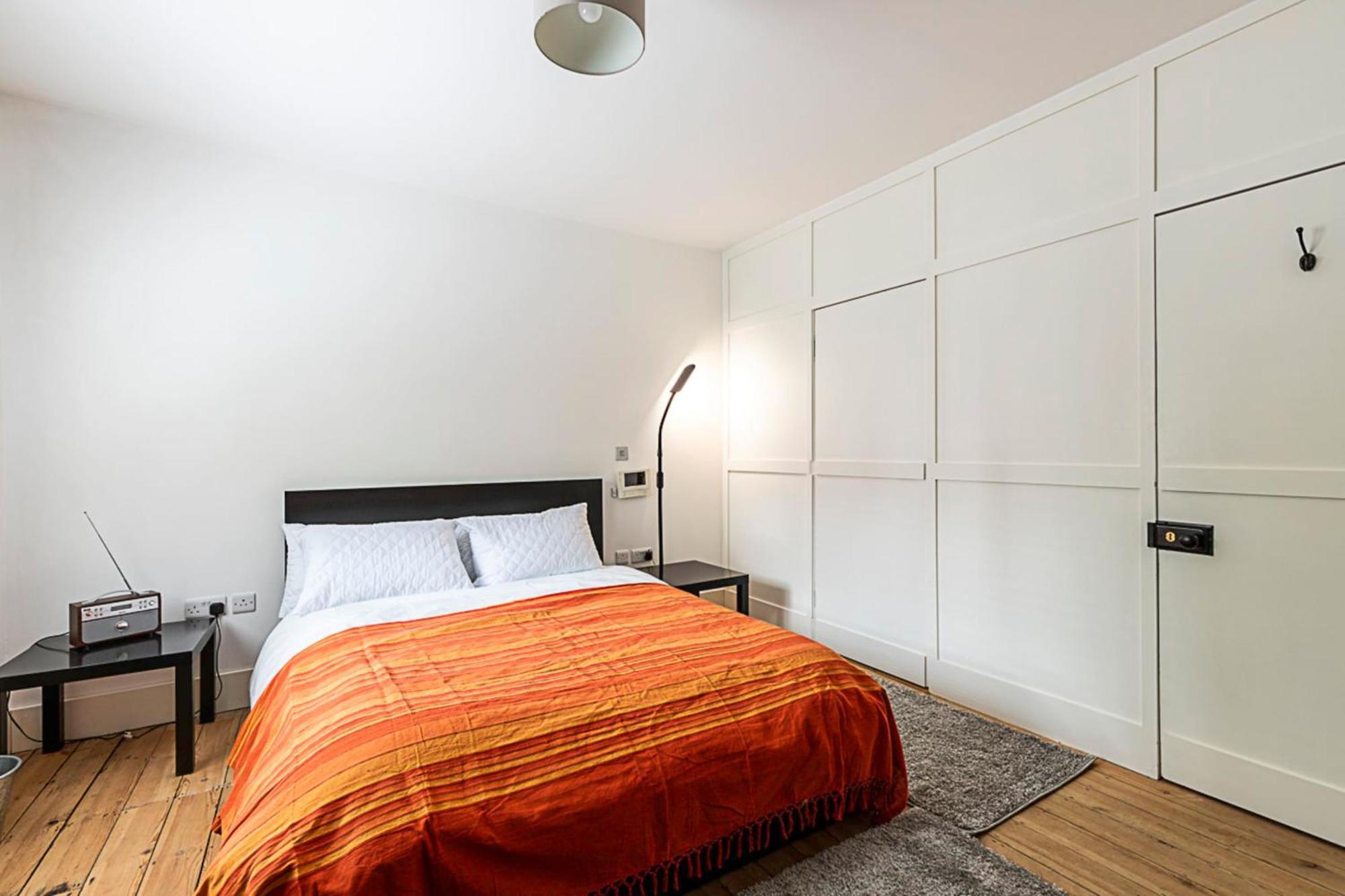 Stylish Chiswick With A Private Terrace