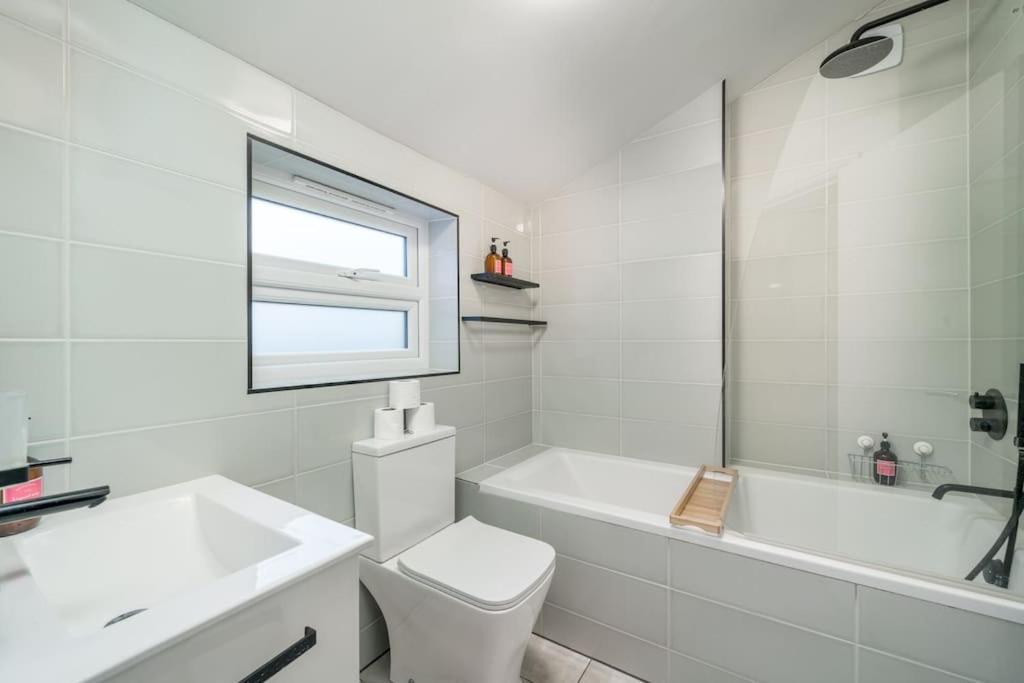 New 3bed Stylish With Amazing Transport Appartement