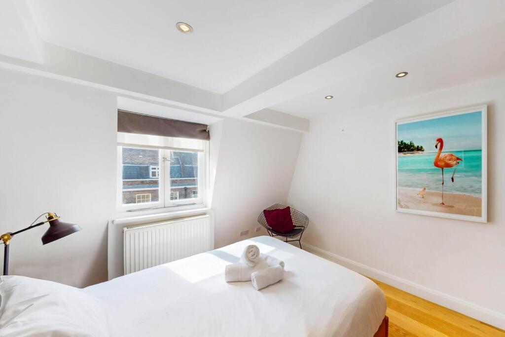 Appartement Heart Of Flat With Balcony Londen