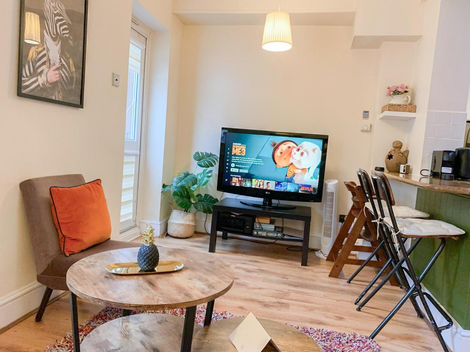 Lovely 1 Bedroom Flat In West Kensington London, Shepherd's Bush Apartamento Londres