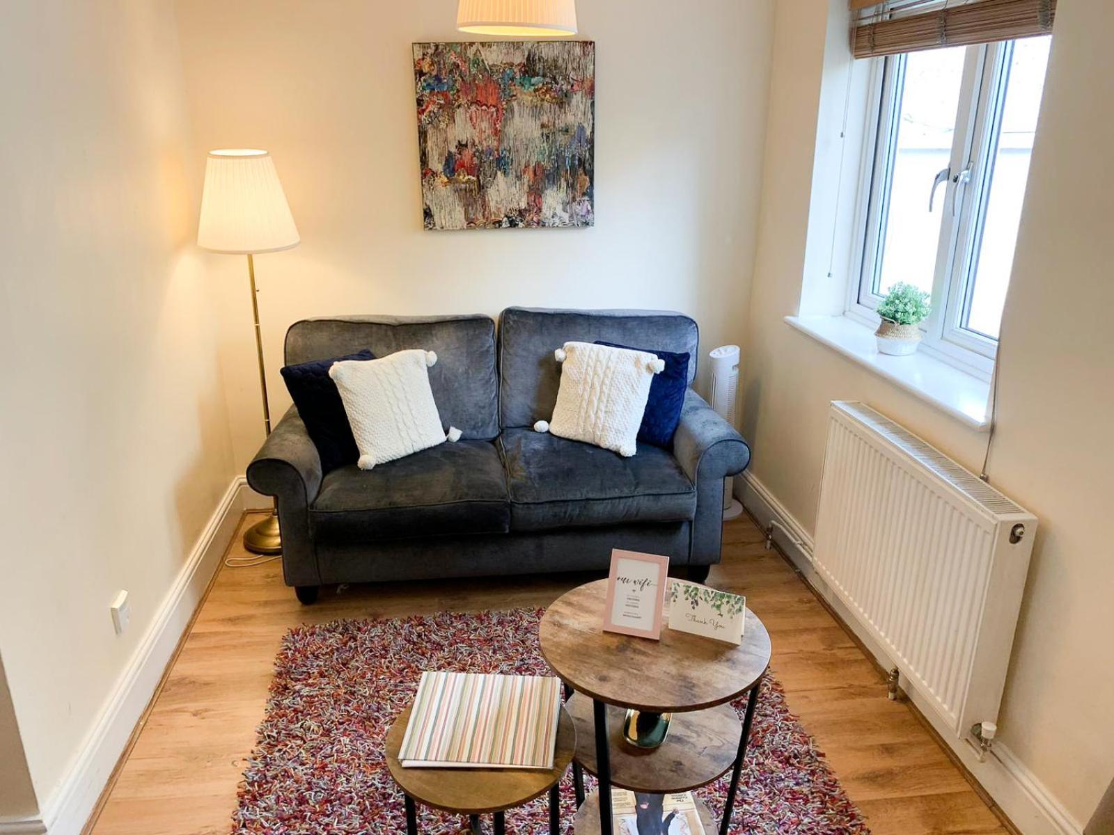 Lovely 1 Bedroom Flat In West Kensington London, Shepherd's Bush Apartamento Londres