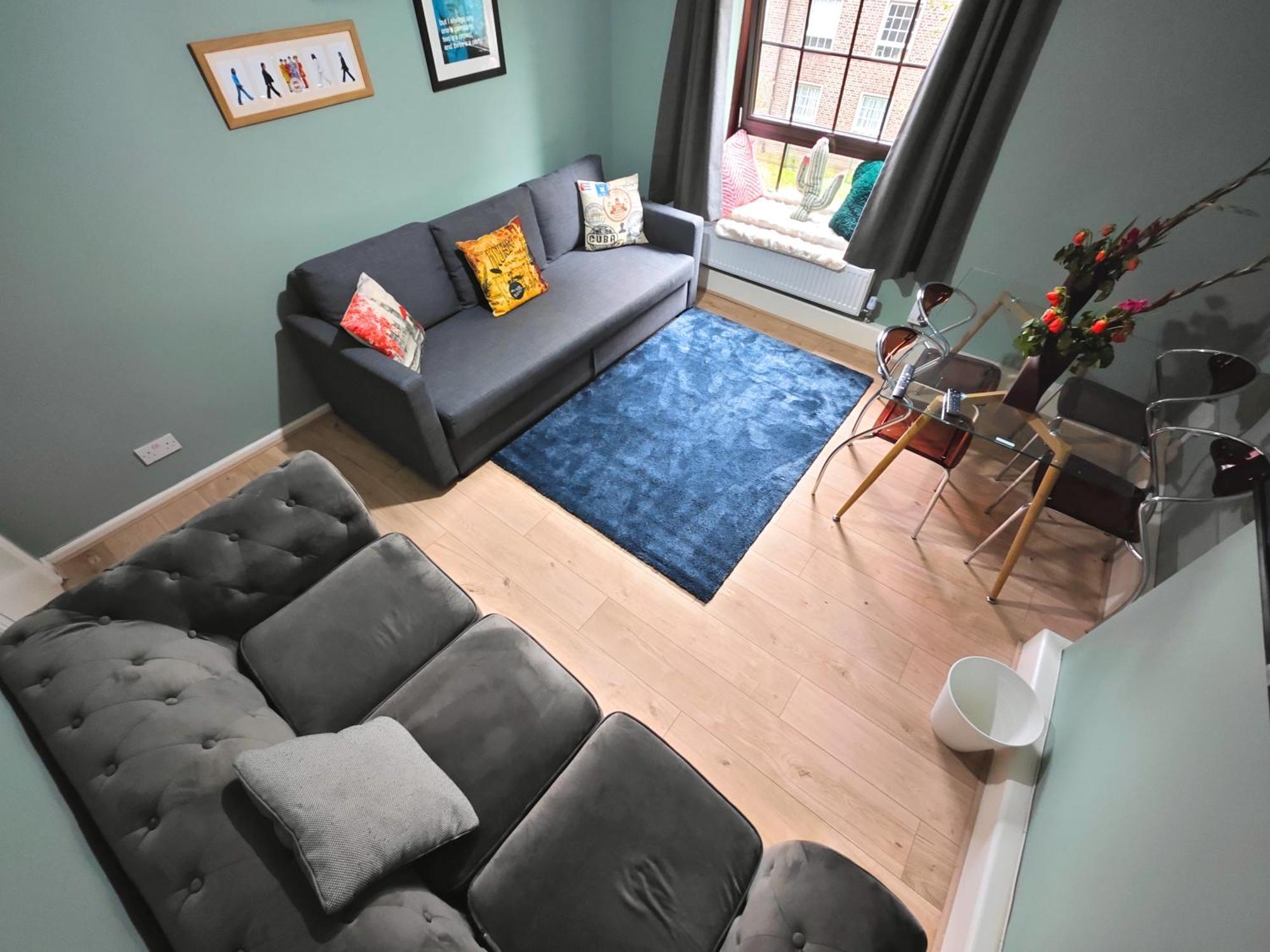 2 Bedroom Flat In - Old St - Zone 1 * London