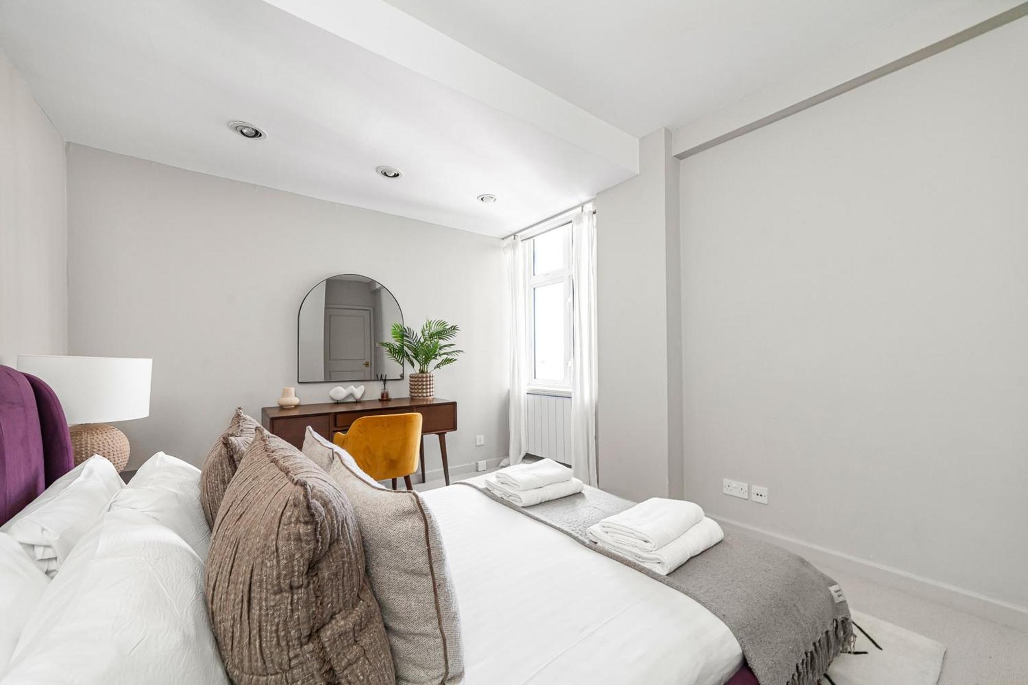 Chic Flat With Stunning Views Londres