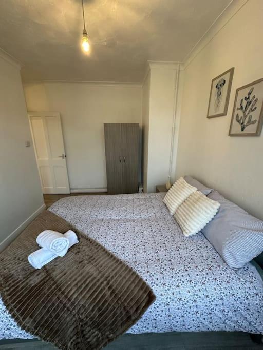 Chic 3 Bedroom Flat Ontower Bridge