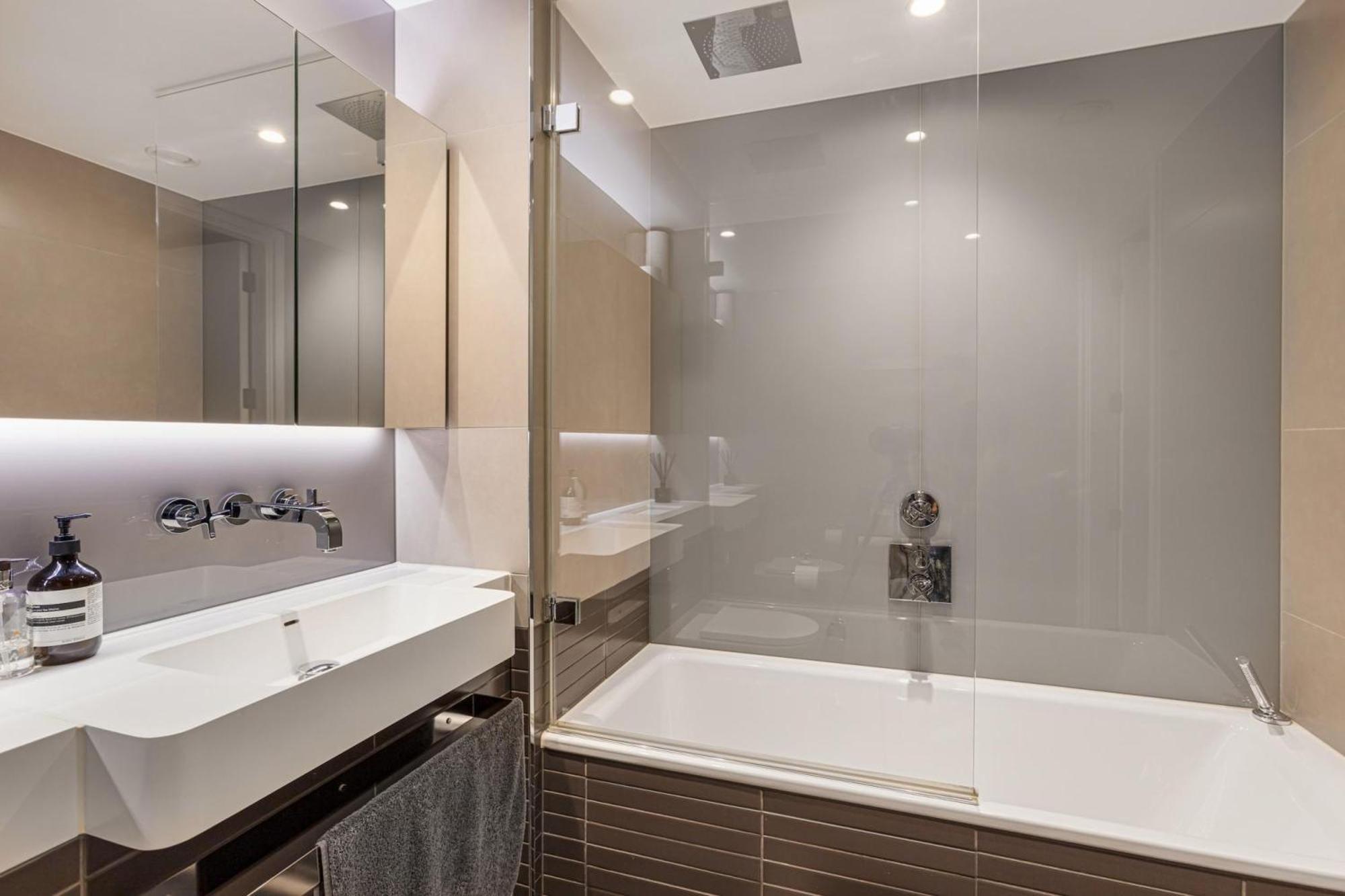 Battersea Power Station Flat With River Views Londres