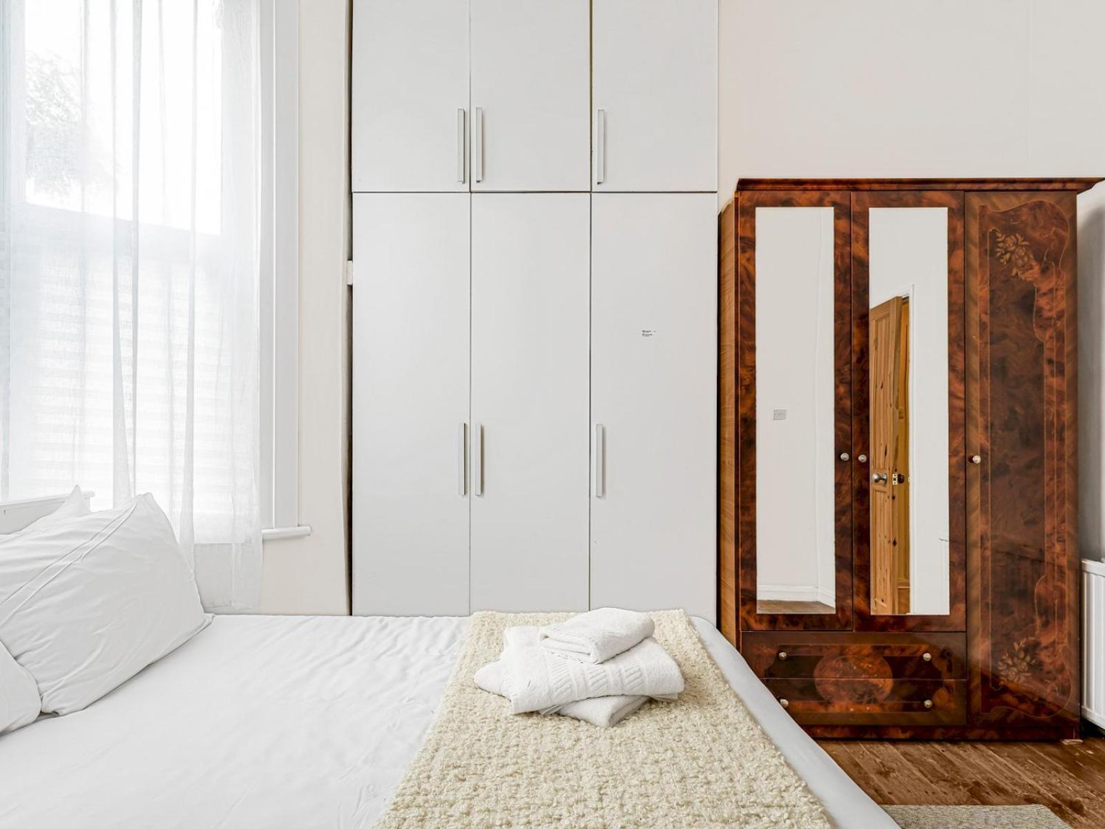 Bright & Cozy East 1-bed Flat With Garden Appartement