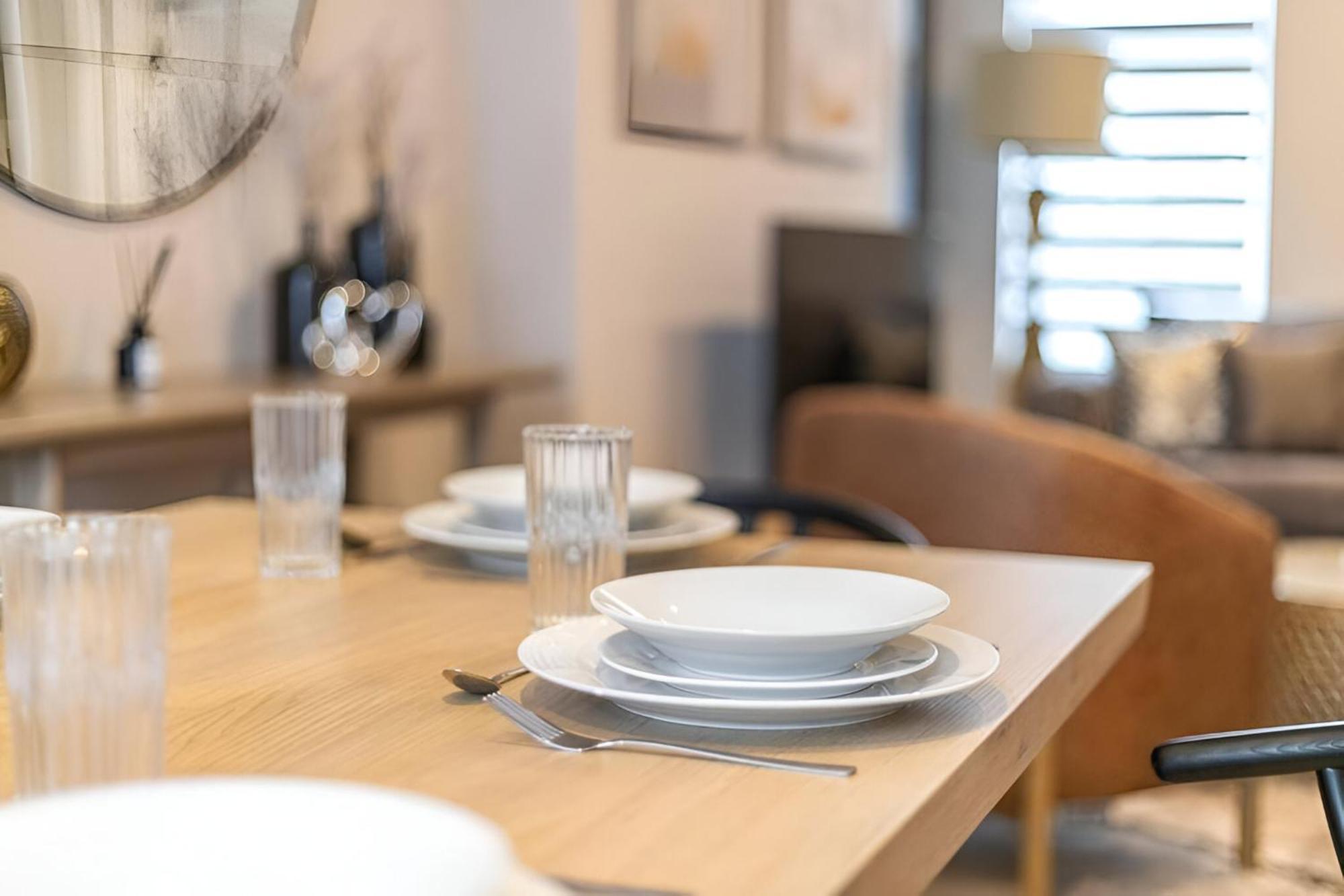 Earthy Elegance Stylish 4br For Urban Escapes * London