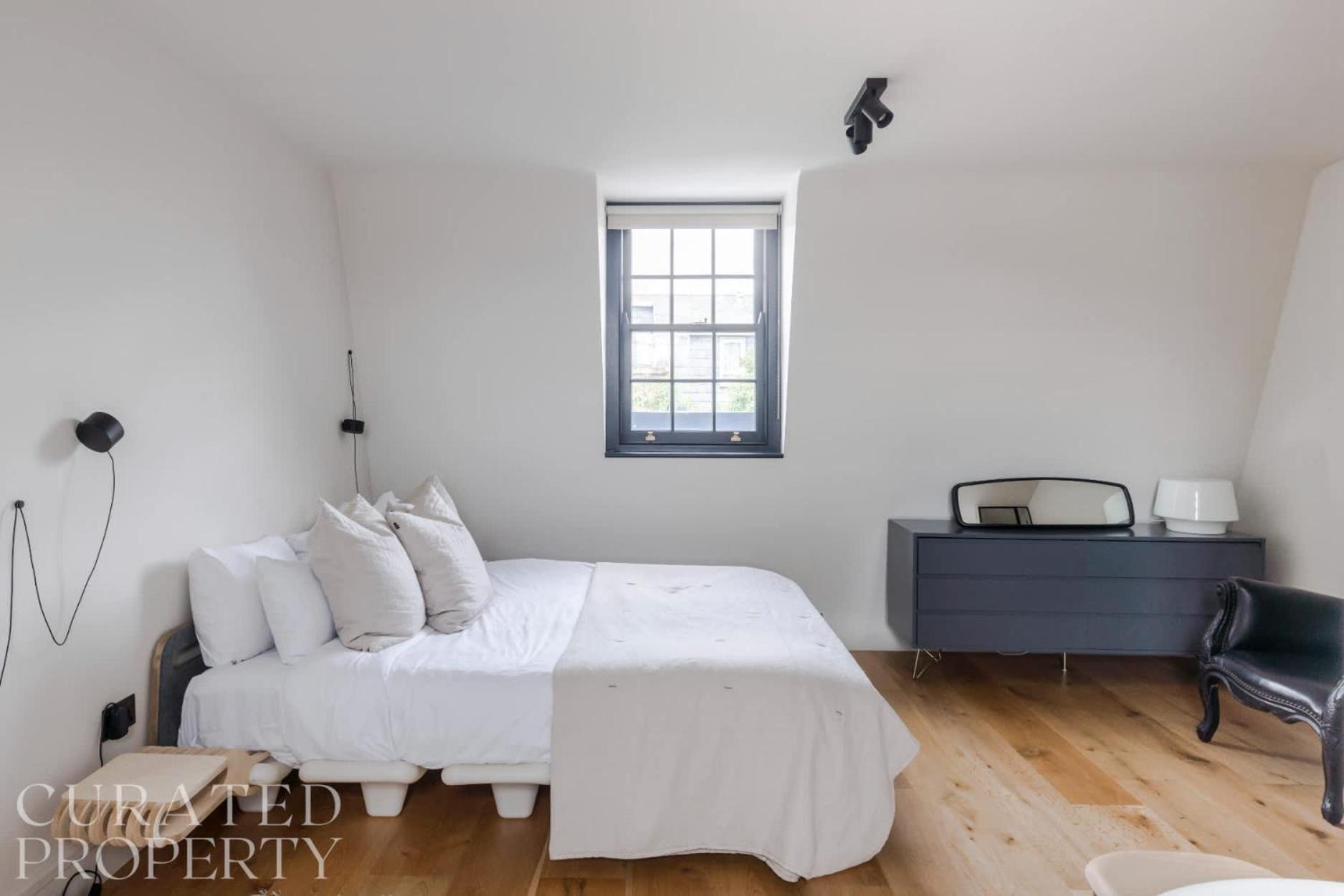 Georgian Townhouse With Sun Terrace & Garden Hébergement de vacances