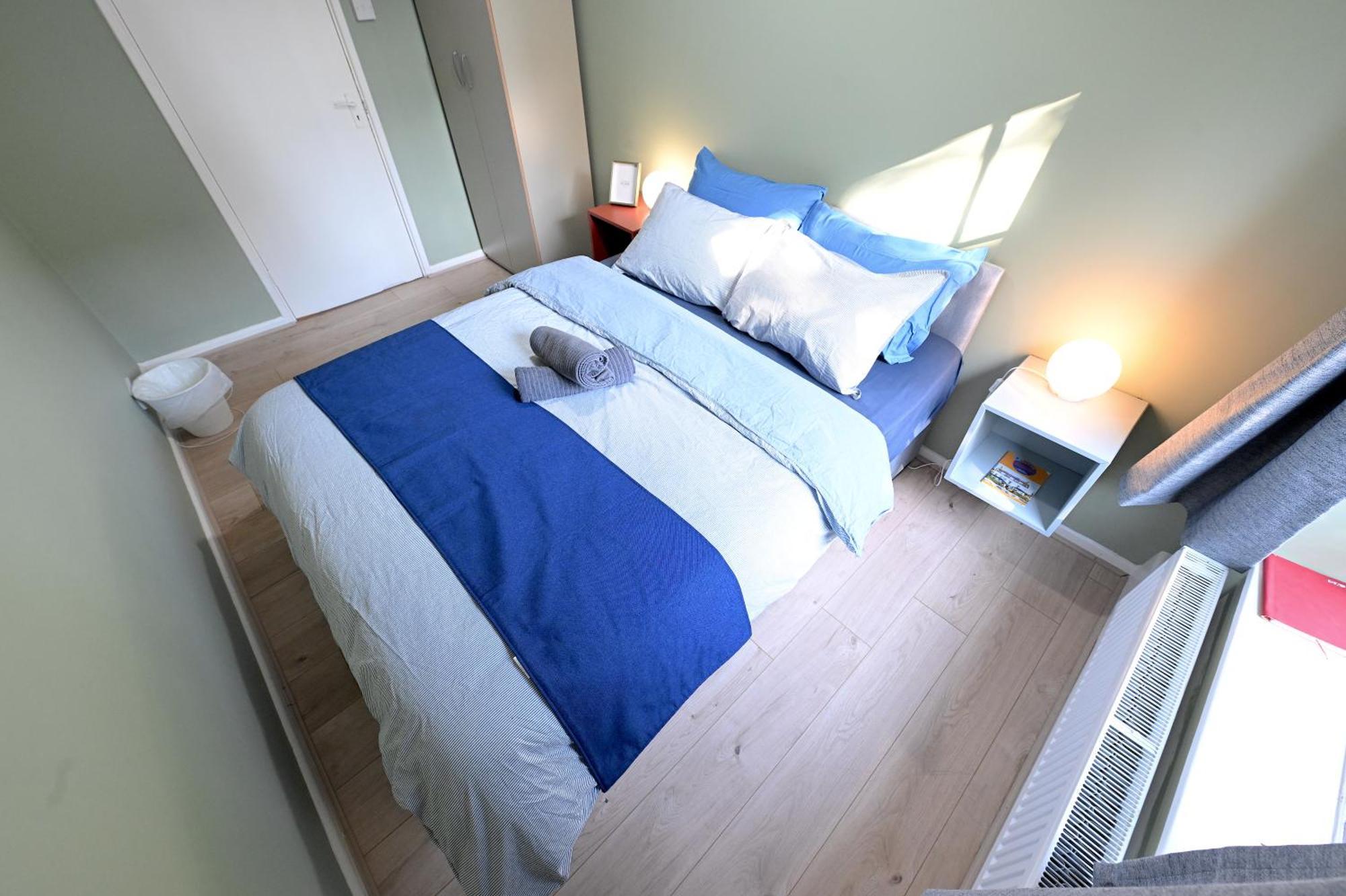 Apartment 2 Bedroom Flat In - Old St - Zone 1 *