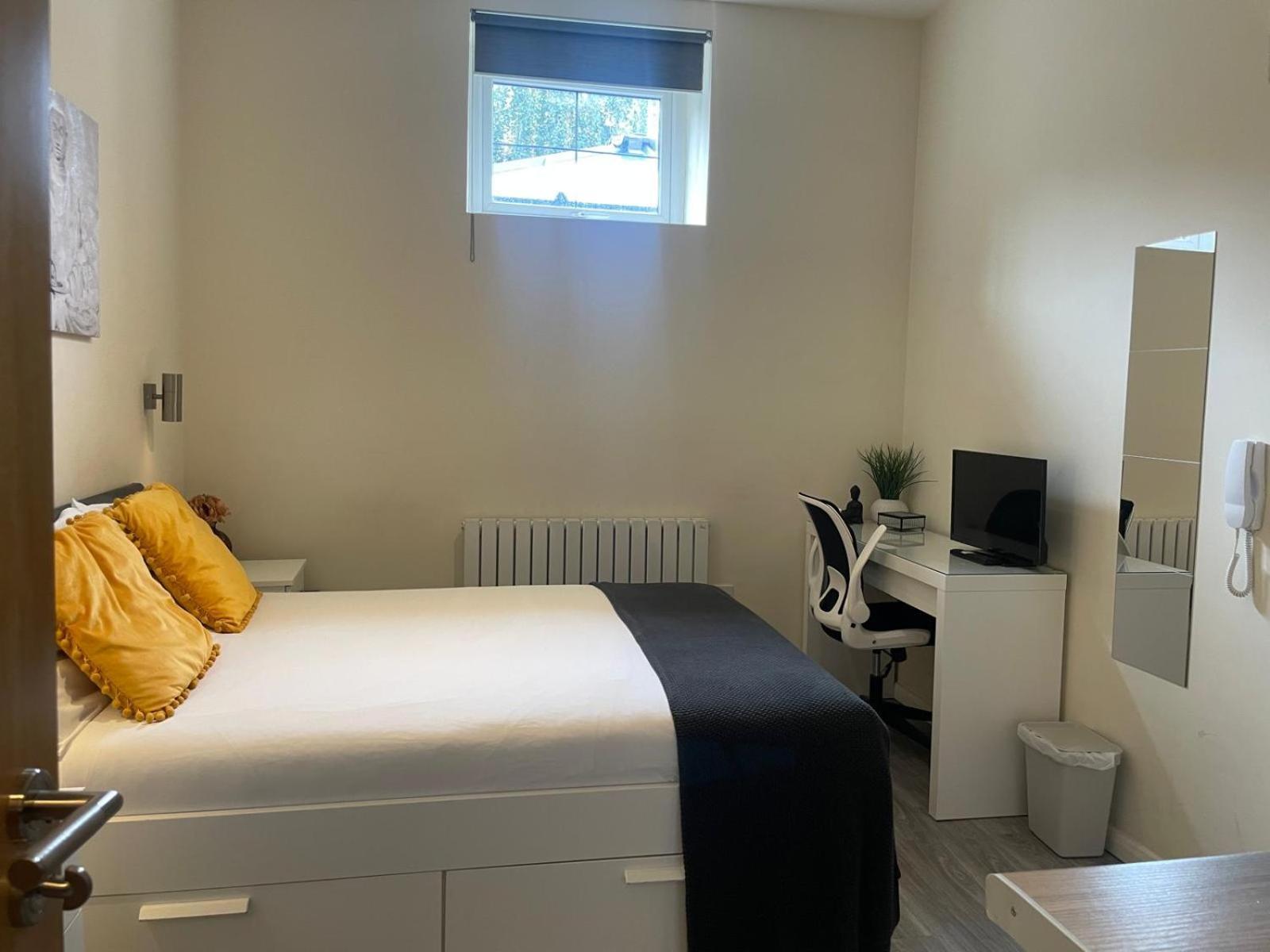 Guest house Grays Road - 1 *