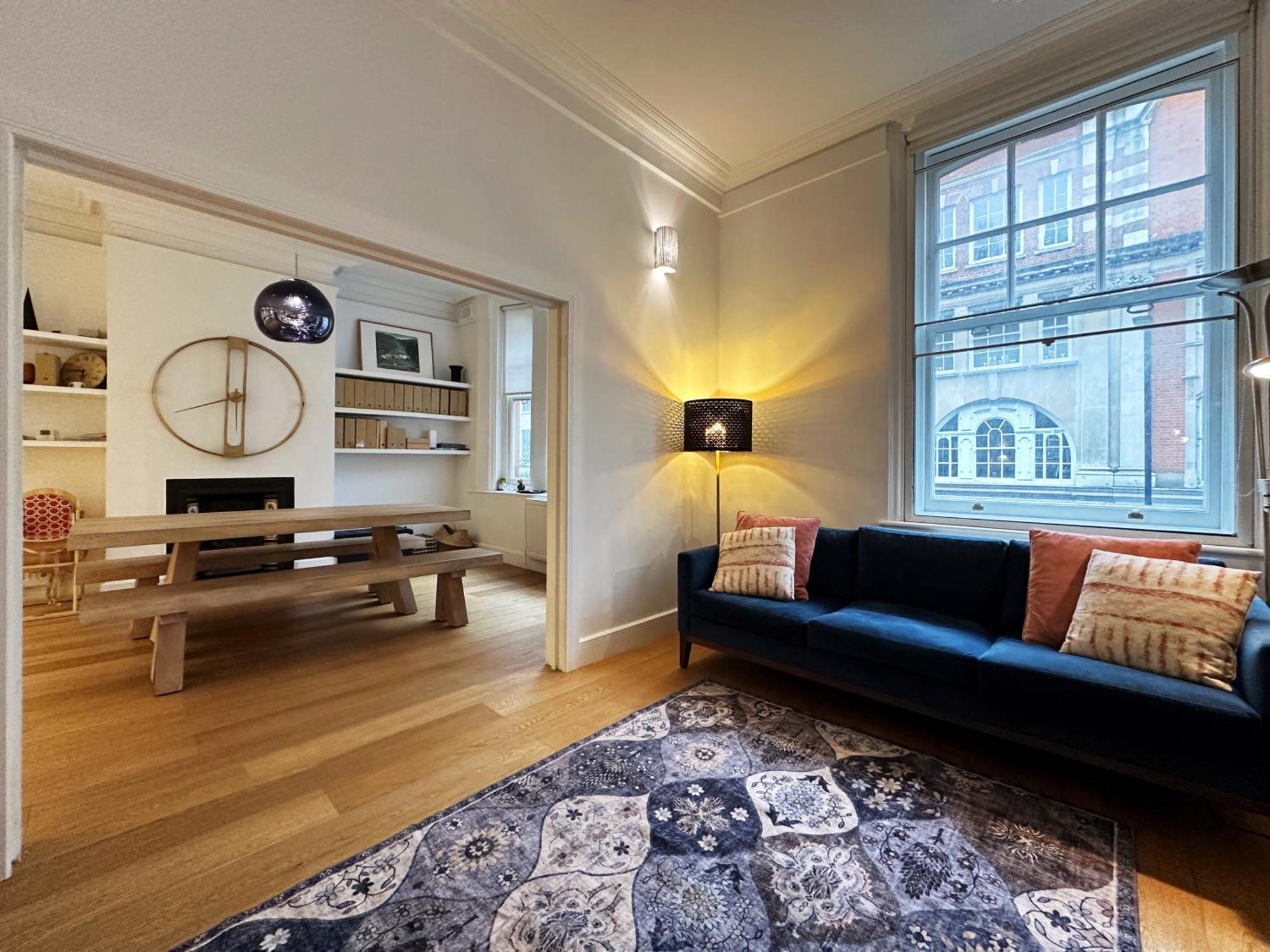 Theo's 2 Bedroom In *