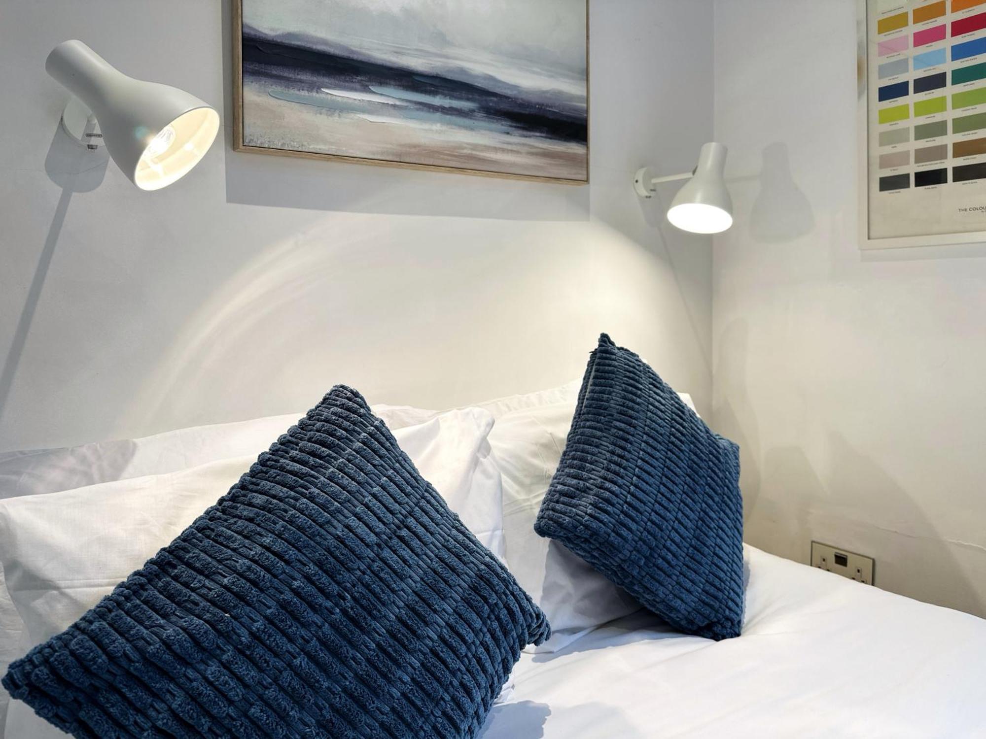 Theo's 2 Bedroom In