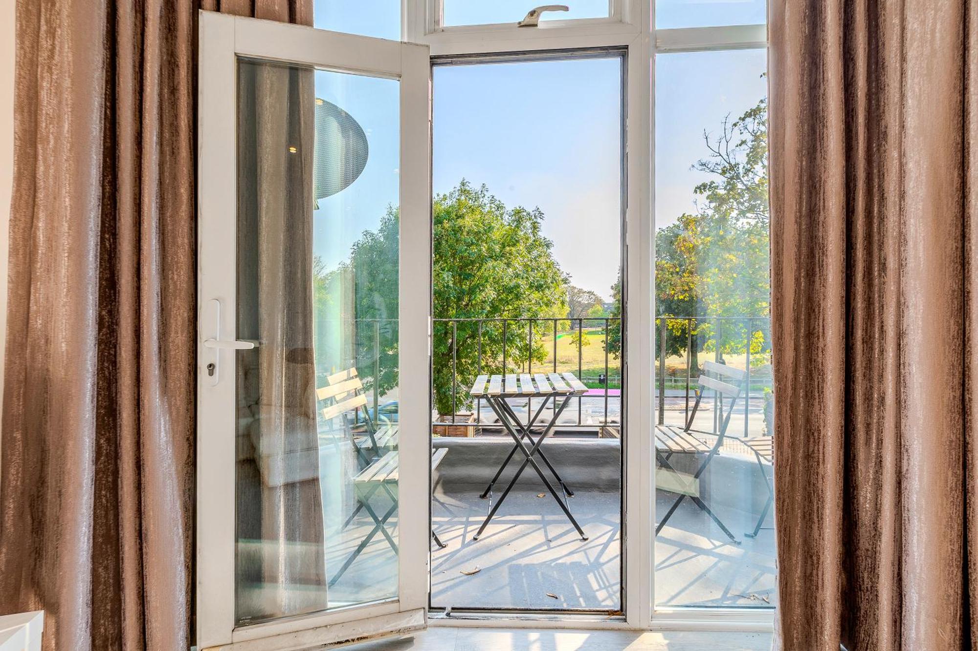 Bright 3br Duplex Flat With A Terrace In Clapham Appartement