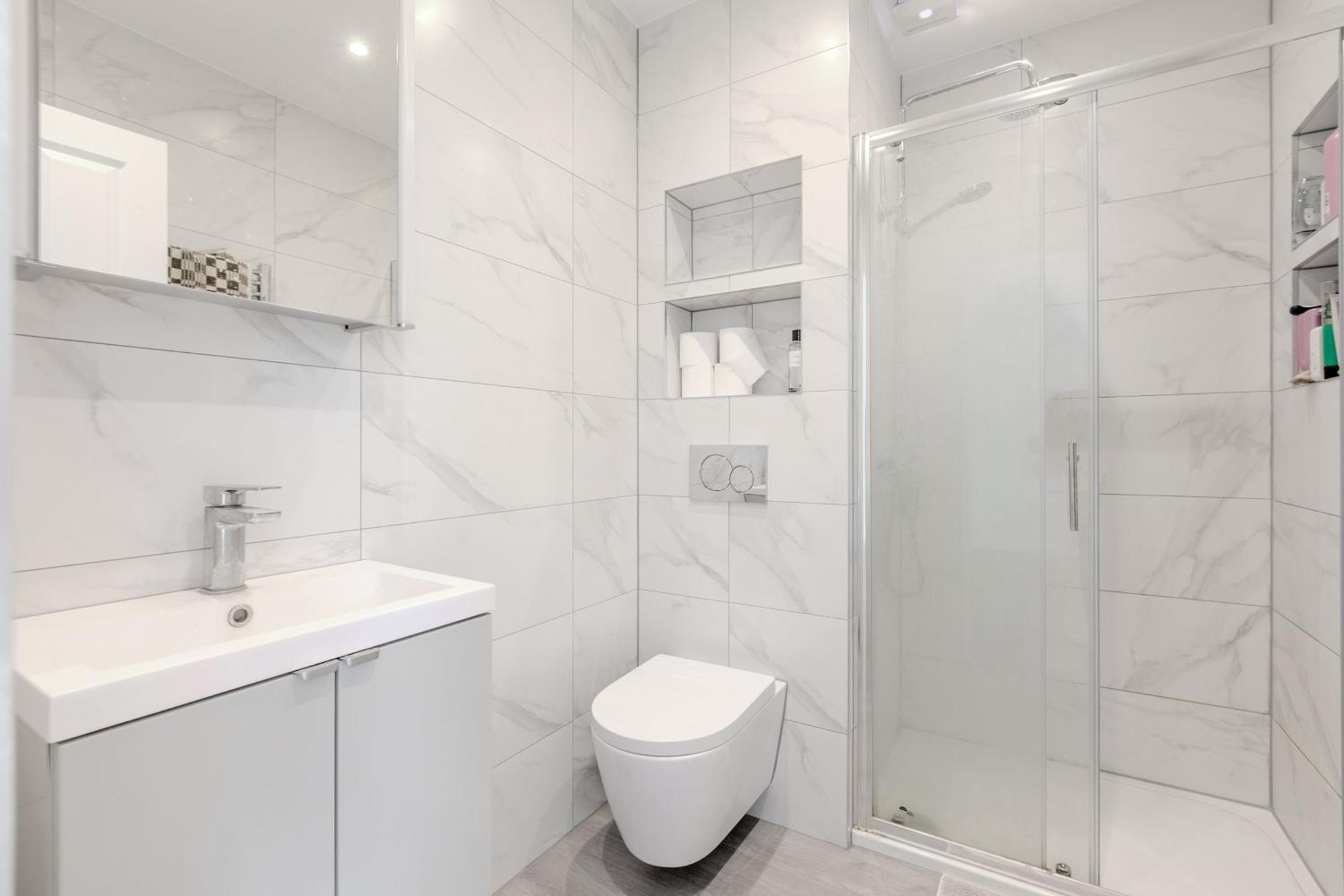 Bright 3br Duplex Flat With A Terrace In Clapham * Londres