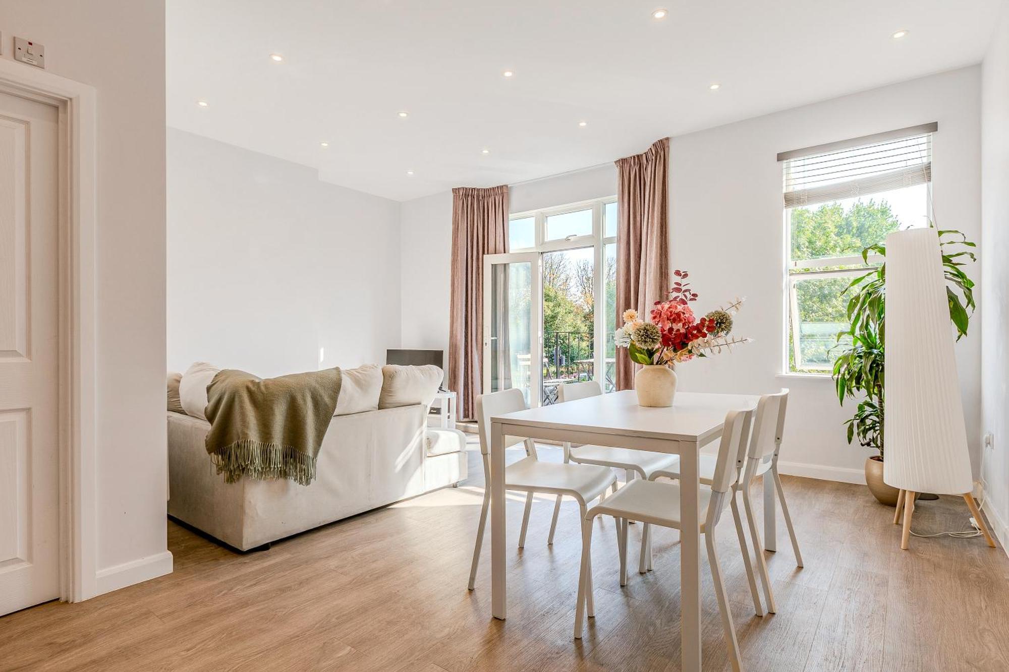 Bright 3br Duplex Flat With A Terrace In Clapham Appartement Londres