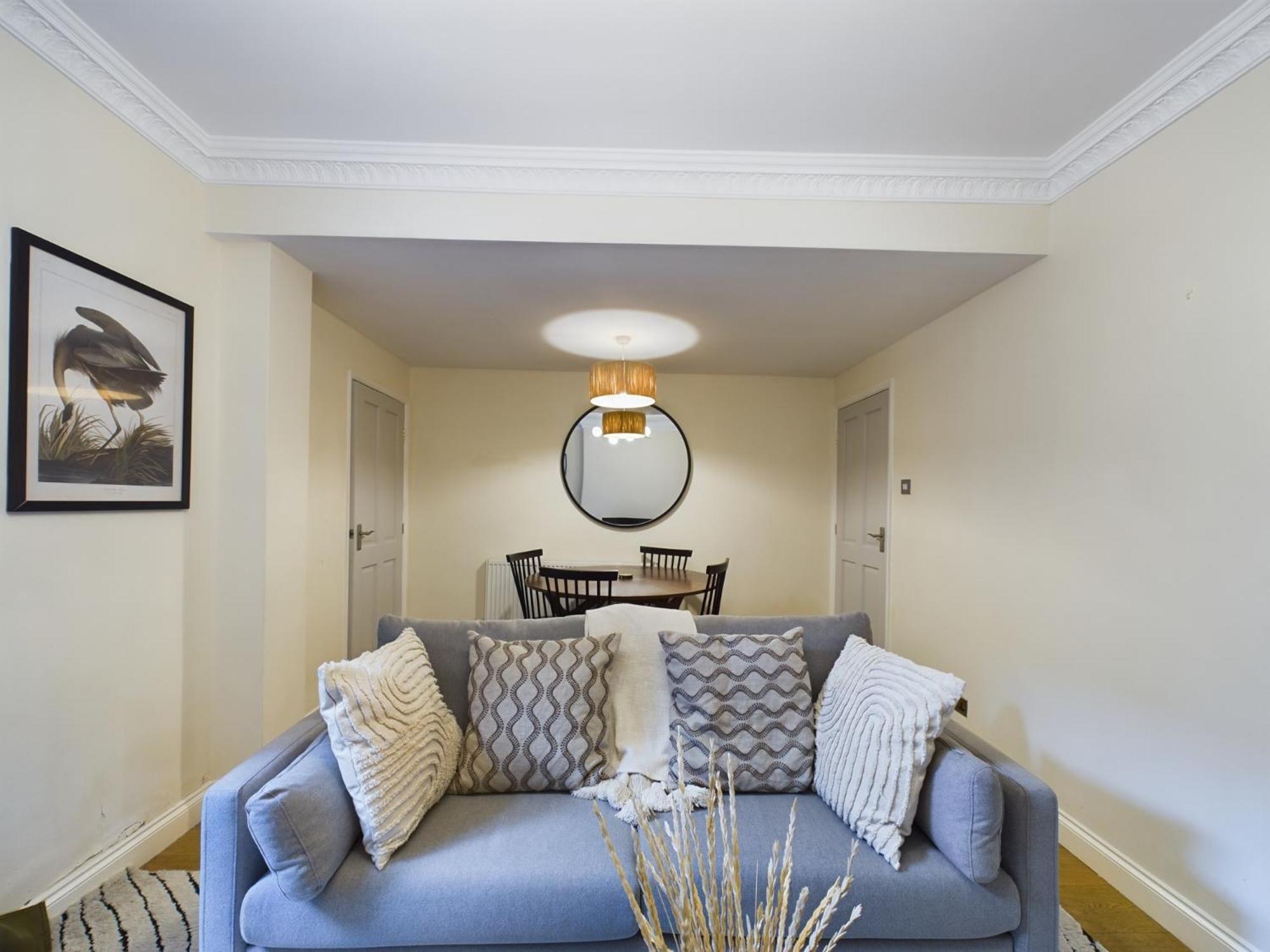 Apartment The Pimlico Place - 2bdr With Courtyard
