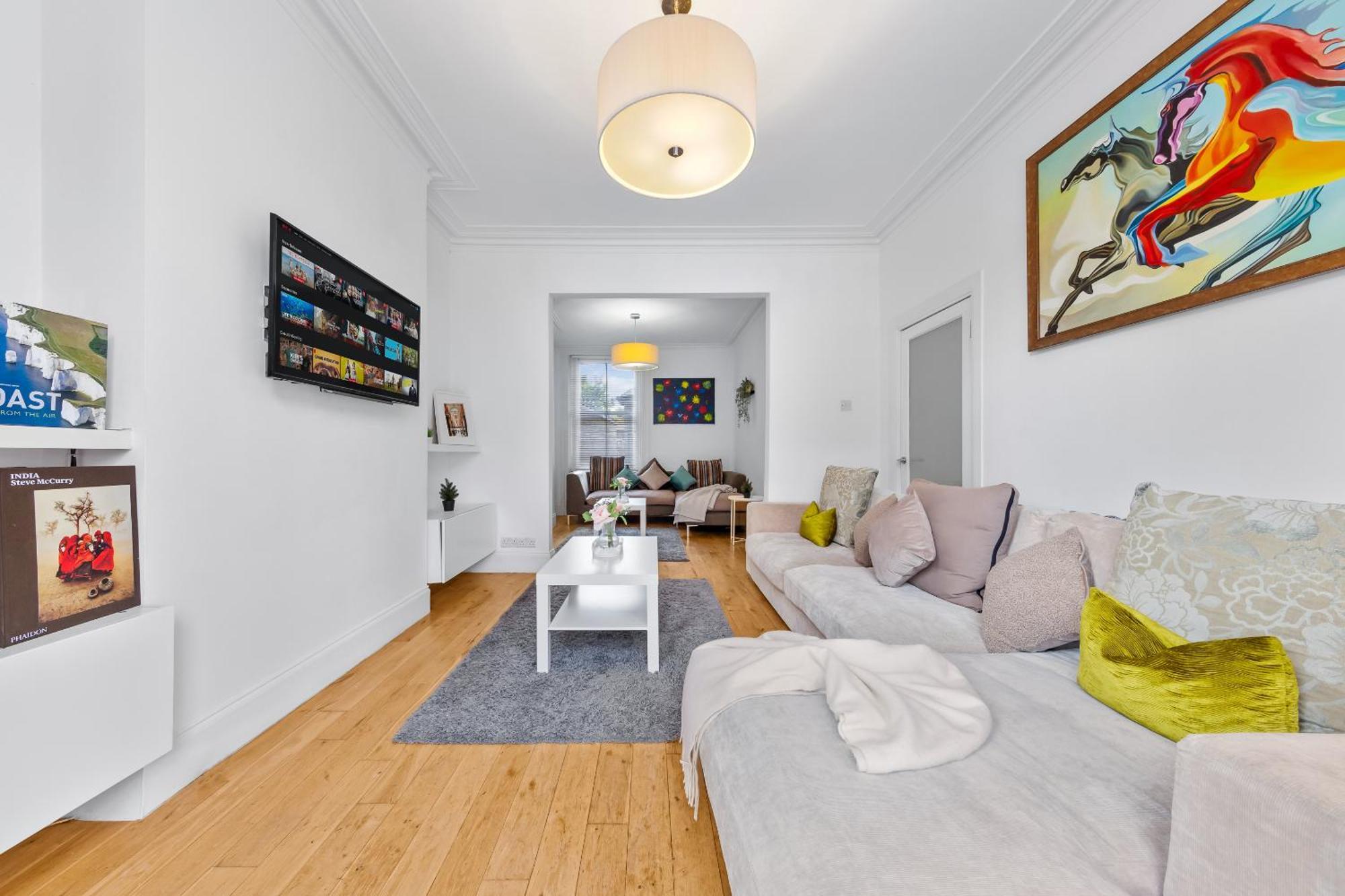 Apartamento Luxury 4-bedroom Modern Flat In Steps From Station, Sleeps 9 In Style! *