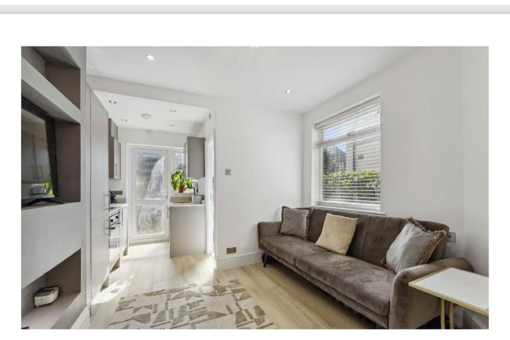 Cosy -2 Bed * Londres