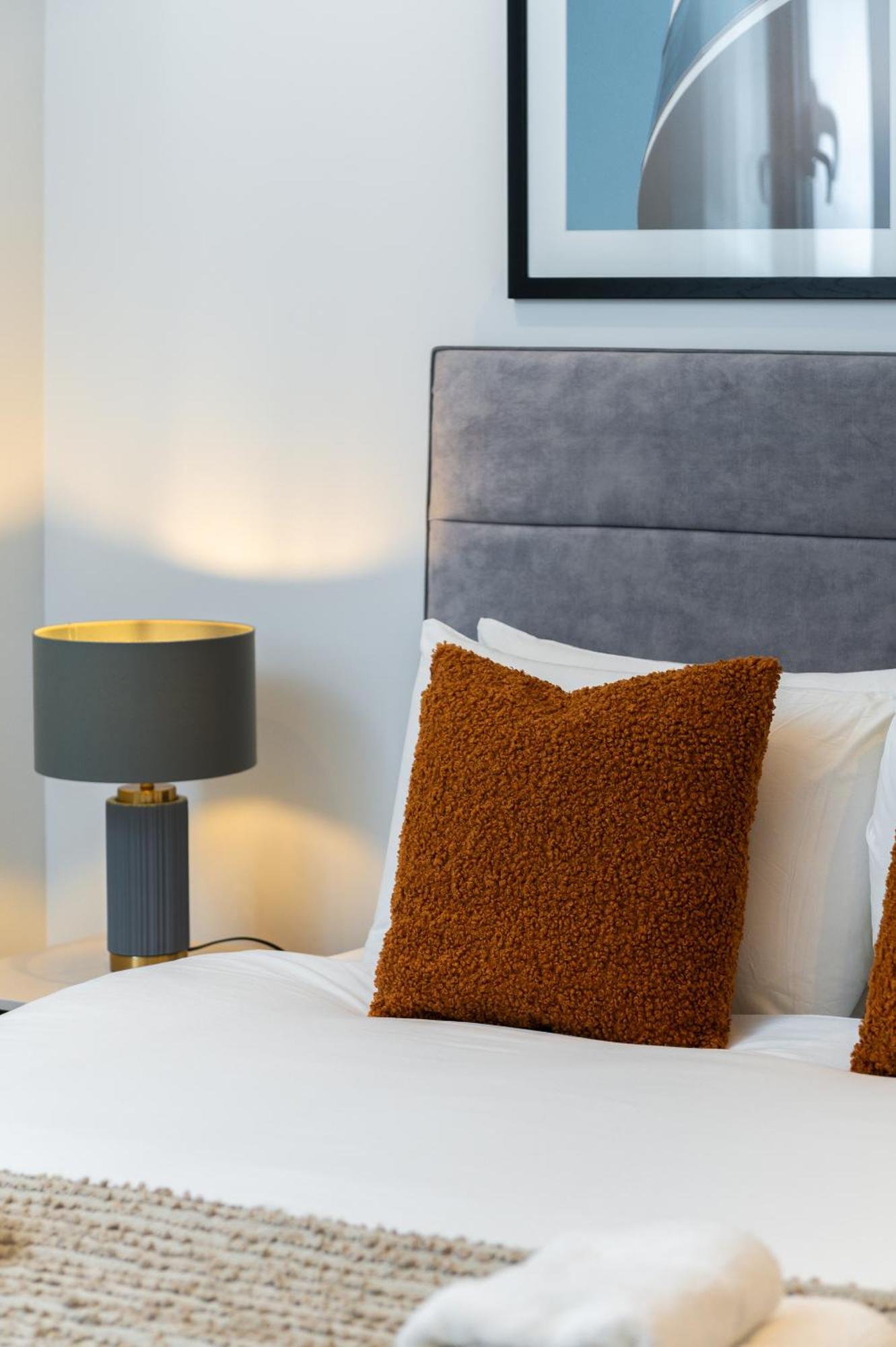 Hoxton By Capital Apartment