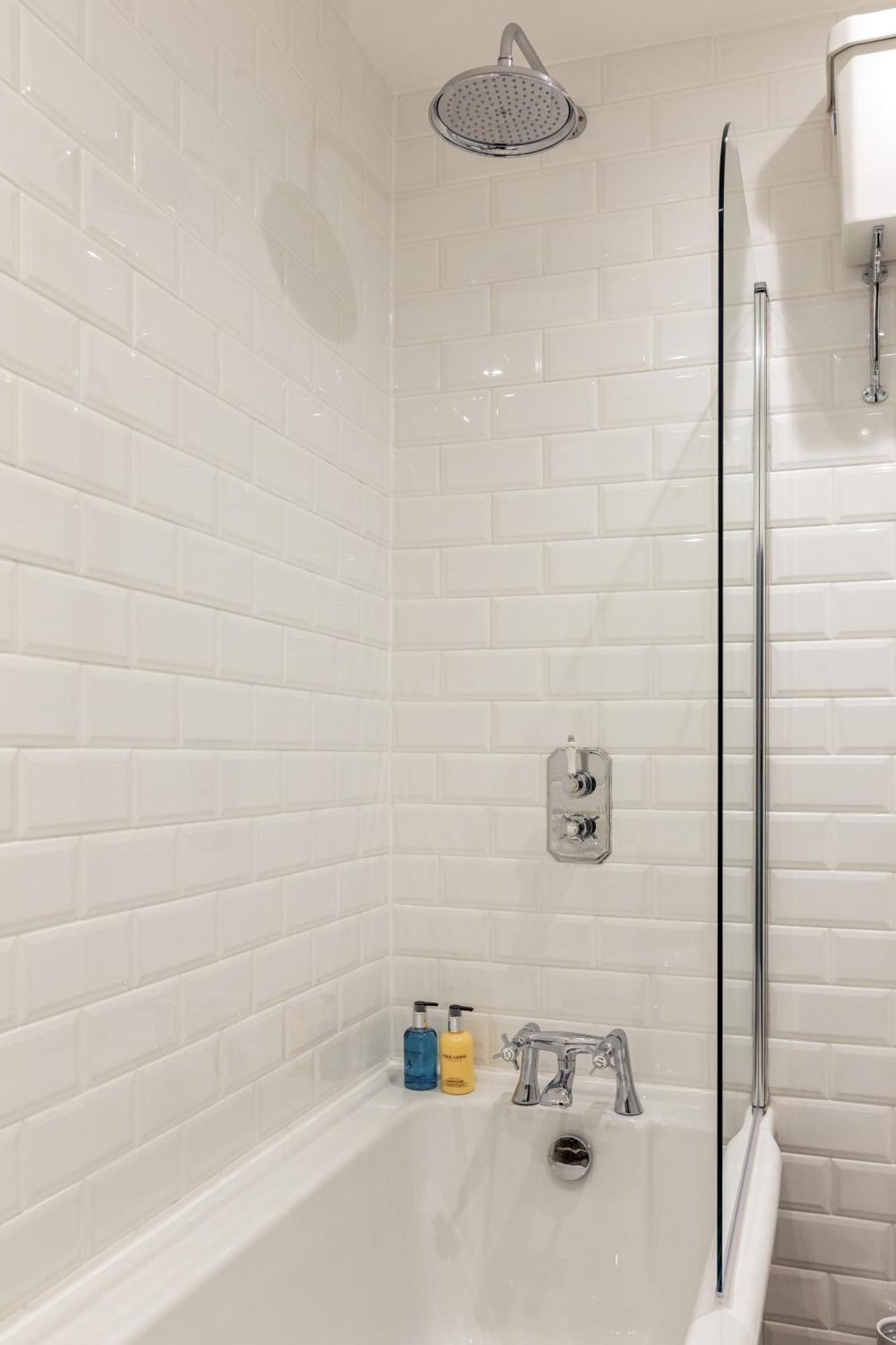 The Lempicka - 2 Bedroom Flat And Garden In Notting Hill * Londres