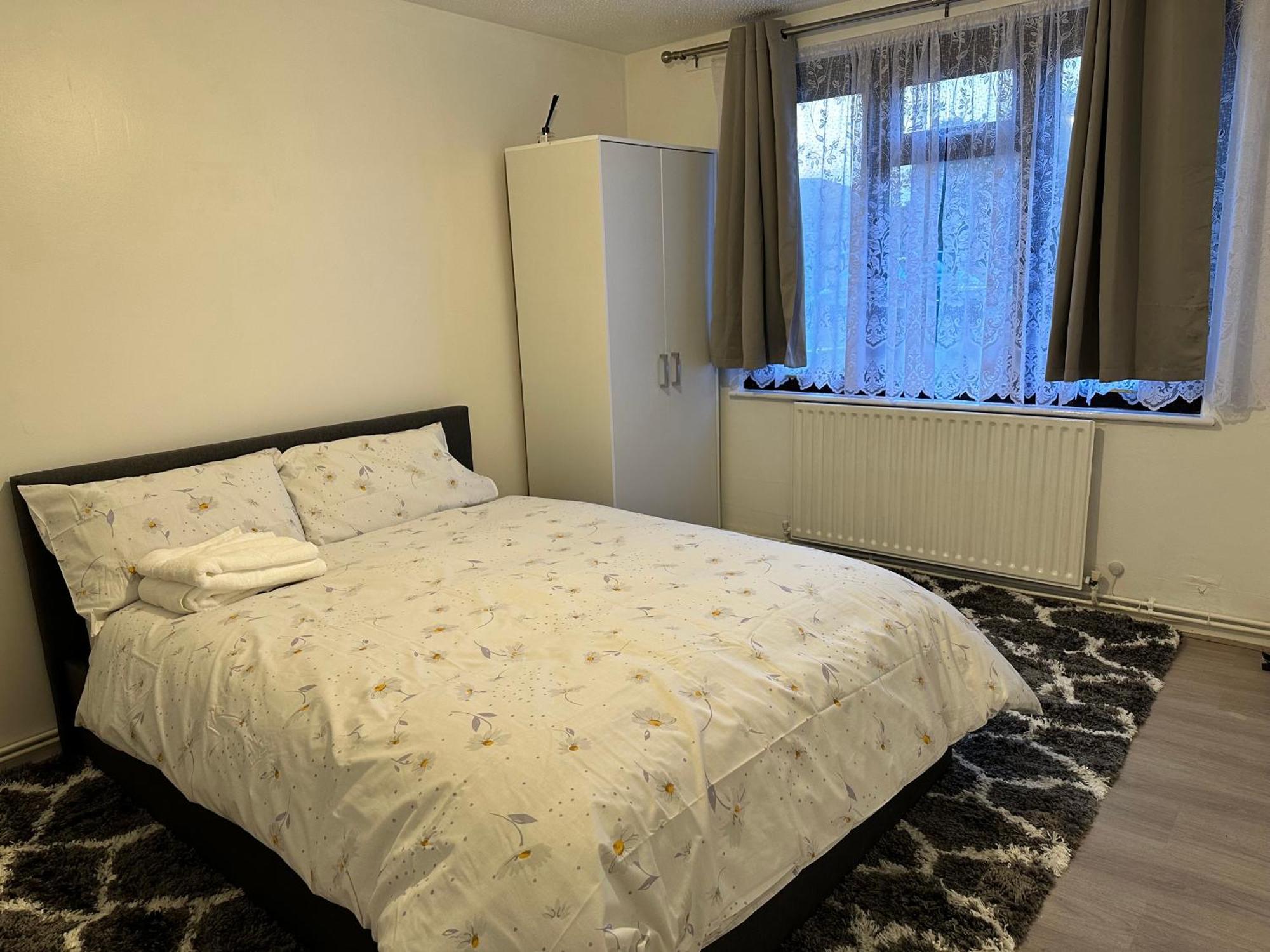 Guest house Family Homes - Celandine London