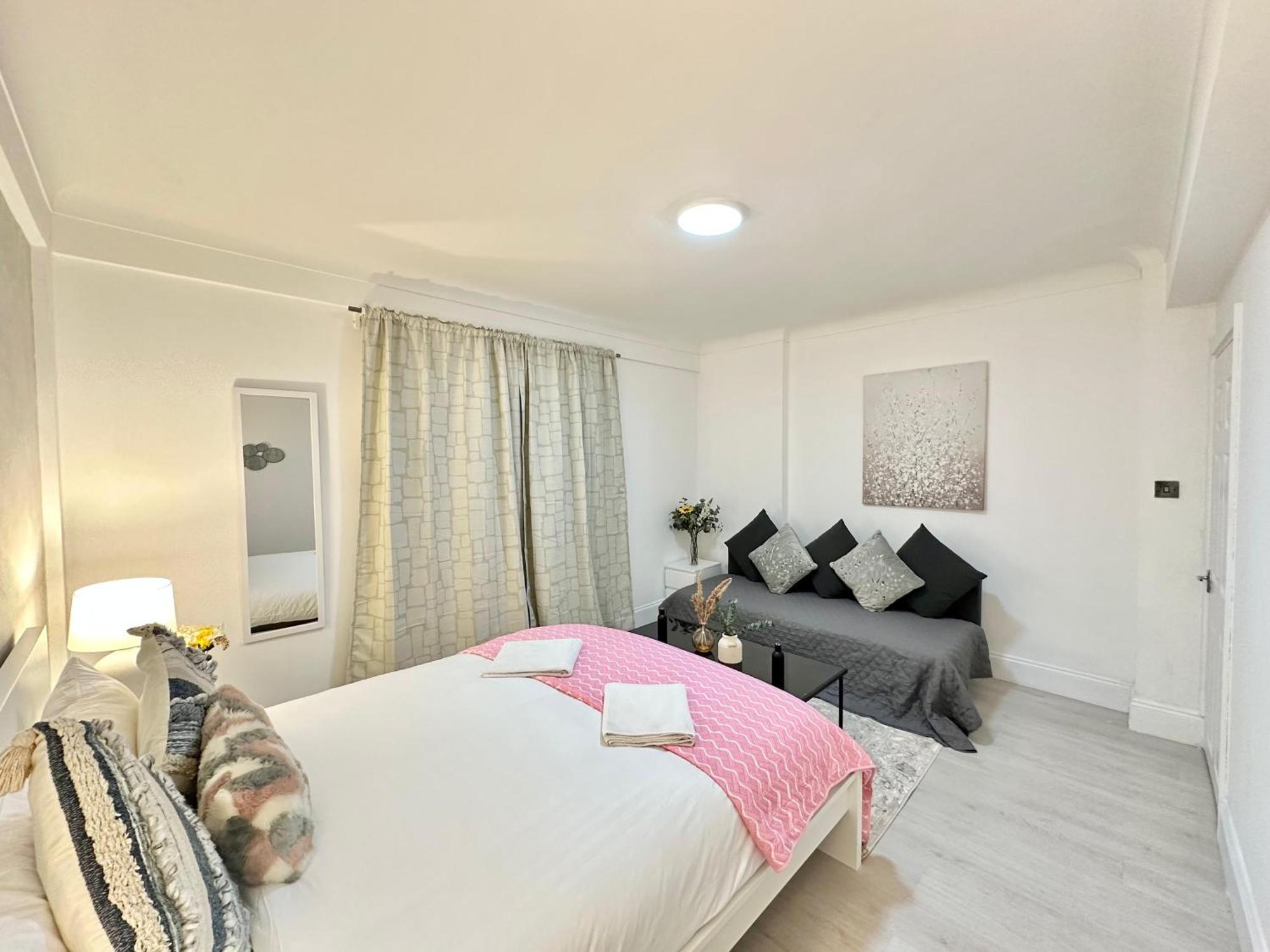 Beautiful Near Mayfair Apartment London