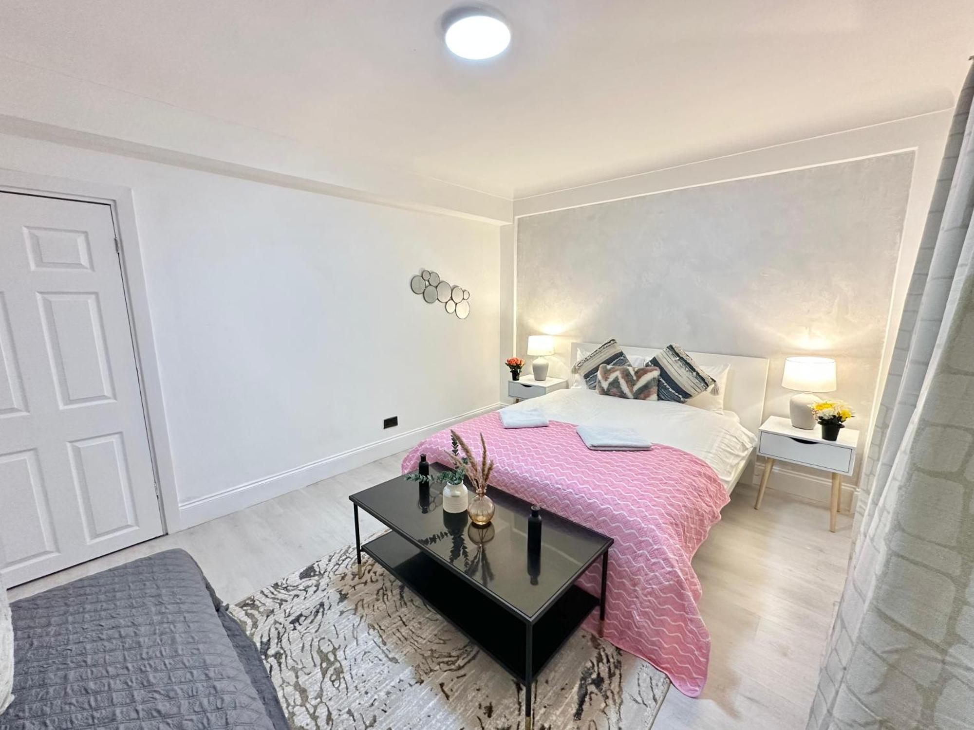 Beautiful Near Mayfair Apartment London