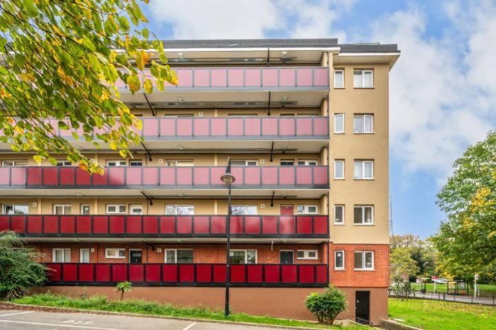 Appartement 3 Bedrooms Flat Crystal Palace Londen