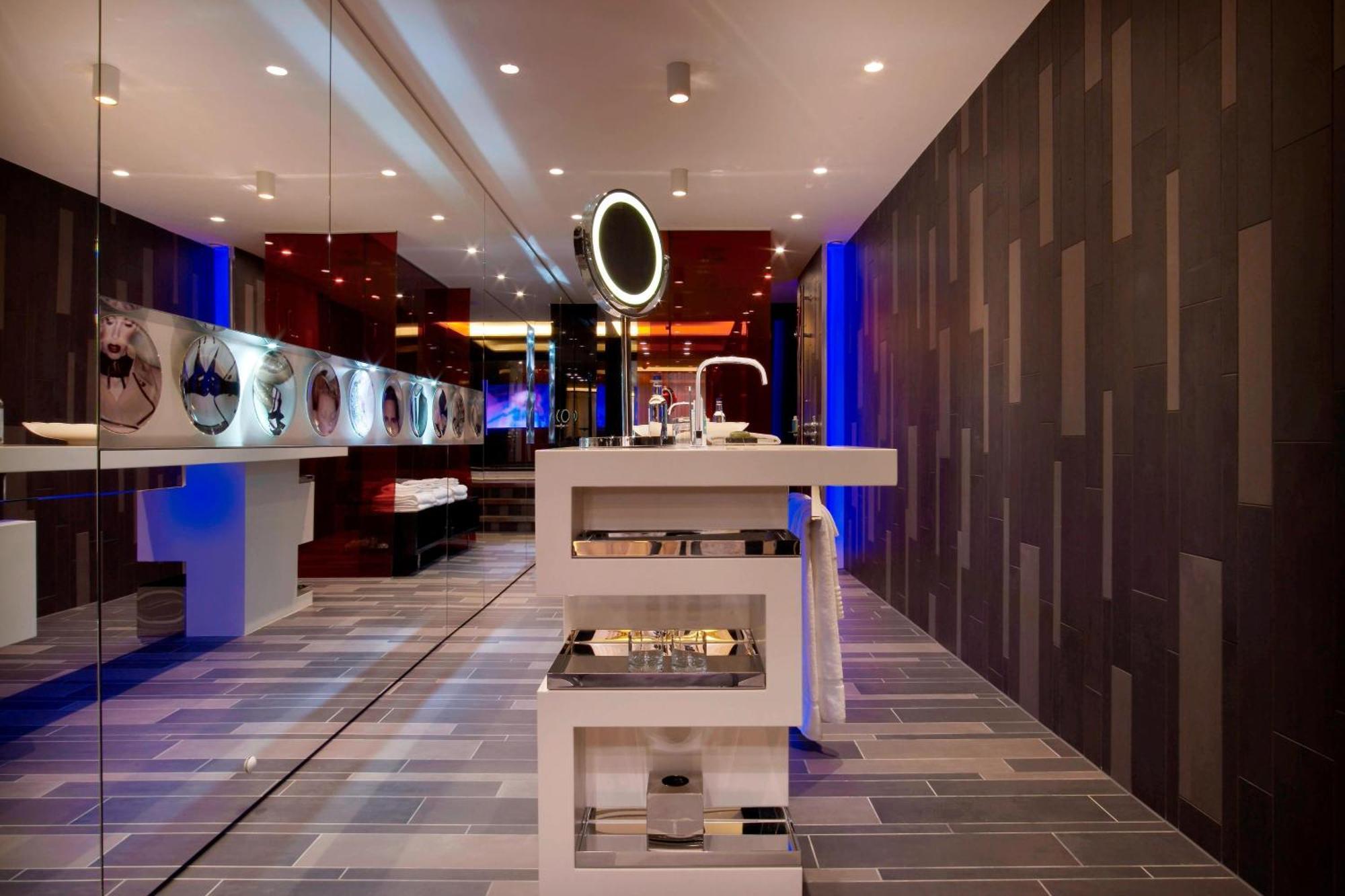 W Hotel Londres