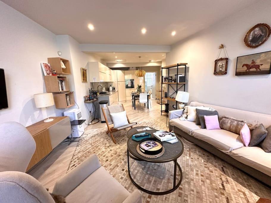 Pousada Stunning Modern 2-floor House With 3 Ensuite