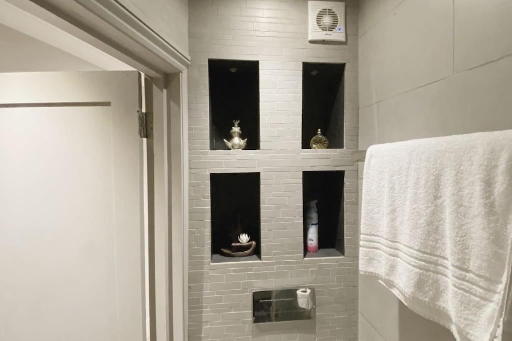 Stunning Modern 2-floor House With 3 Ensuite * Londres