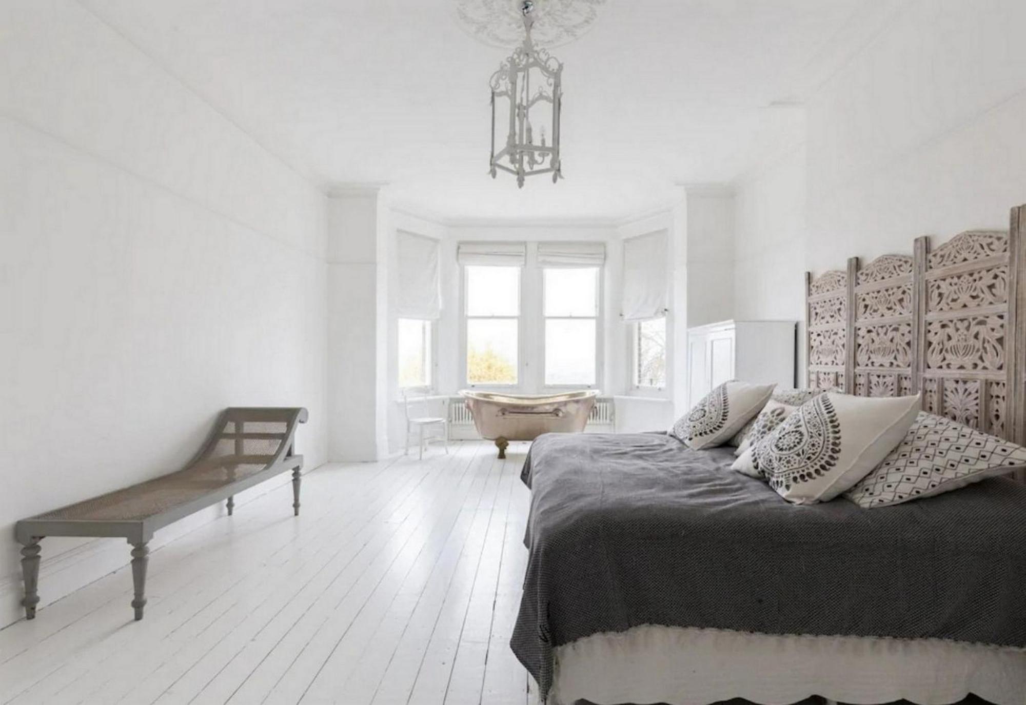 7br Holiday In Near Hyde Park- If You Want To Book, Please Contact On Wh-ats-app - 0034-605-434-371 !!!! Villa Londres