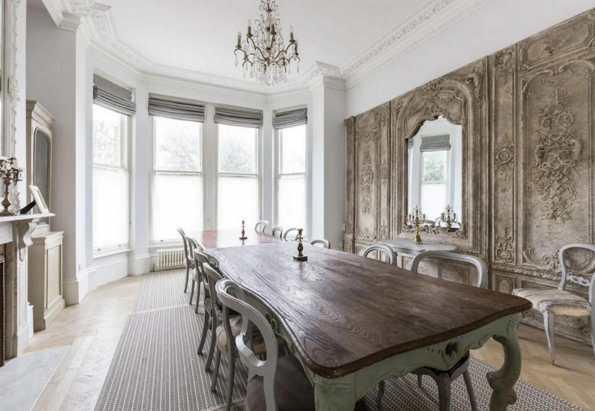 Villa 7br Holiday In Near Hyde Park- If You Want To Book, Please Contact On Wh-ats-app - 0034-605-434-371 !!!! *