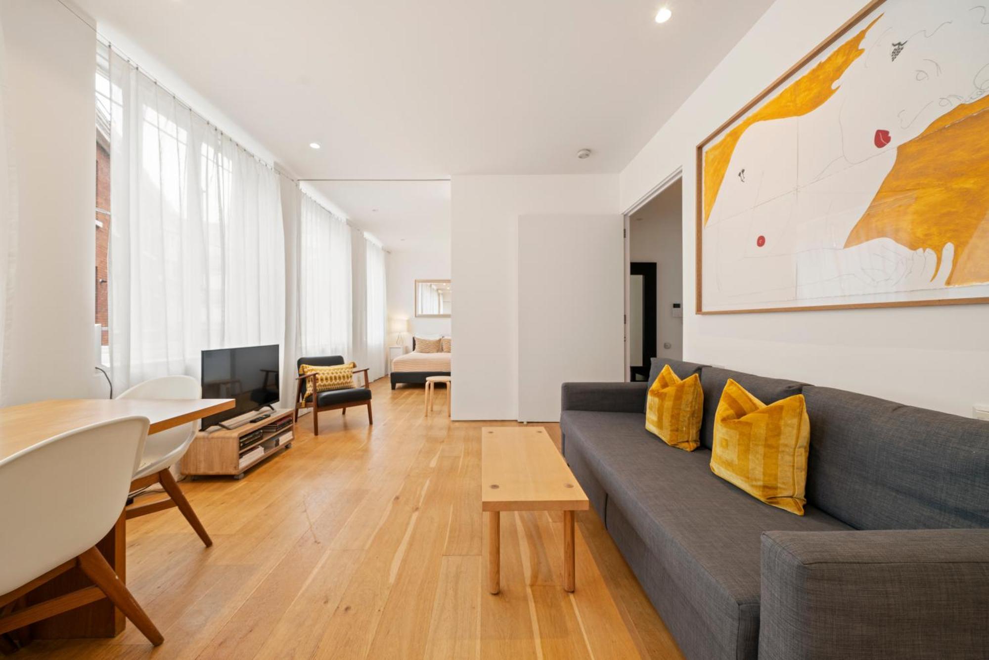 Apartment Oxford Circus Designer
