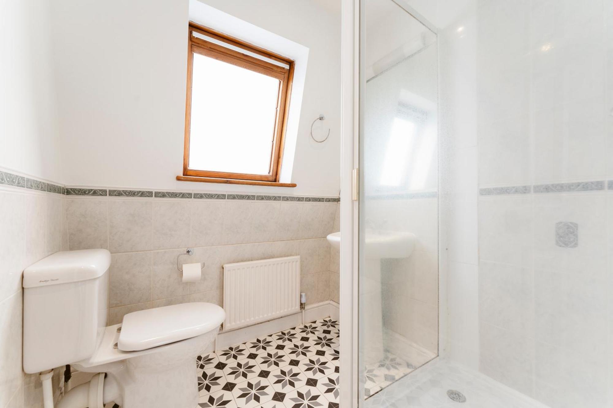 White Double Guest house London