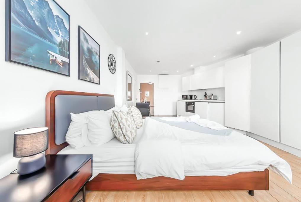 Apartment Stylish In Piccadilly Vr2 *