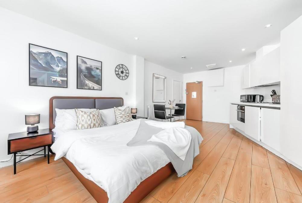 Apartment Stylish In Piccadilly Vr2 London