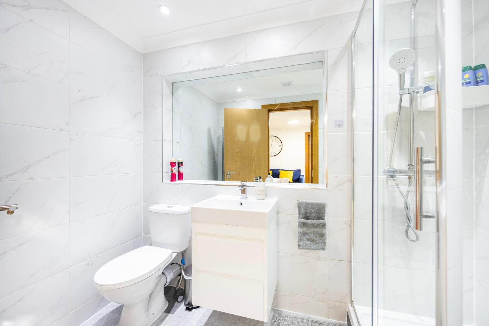 2 Bedroom Charming & Magnificent Flat Apartamento