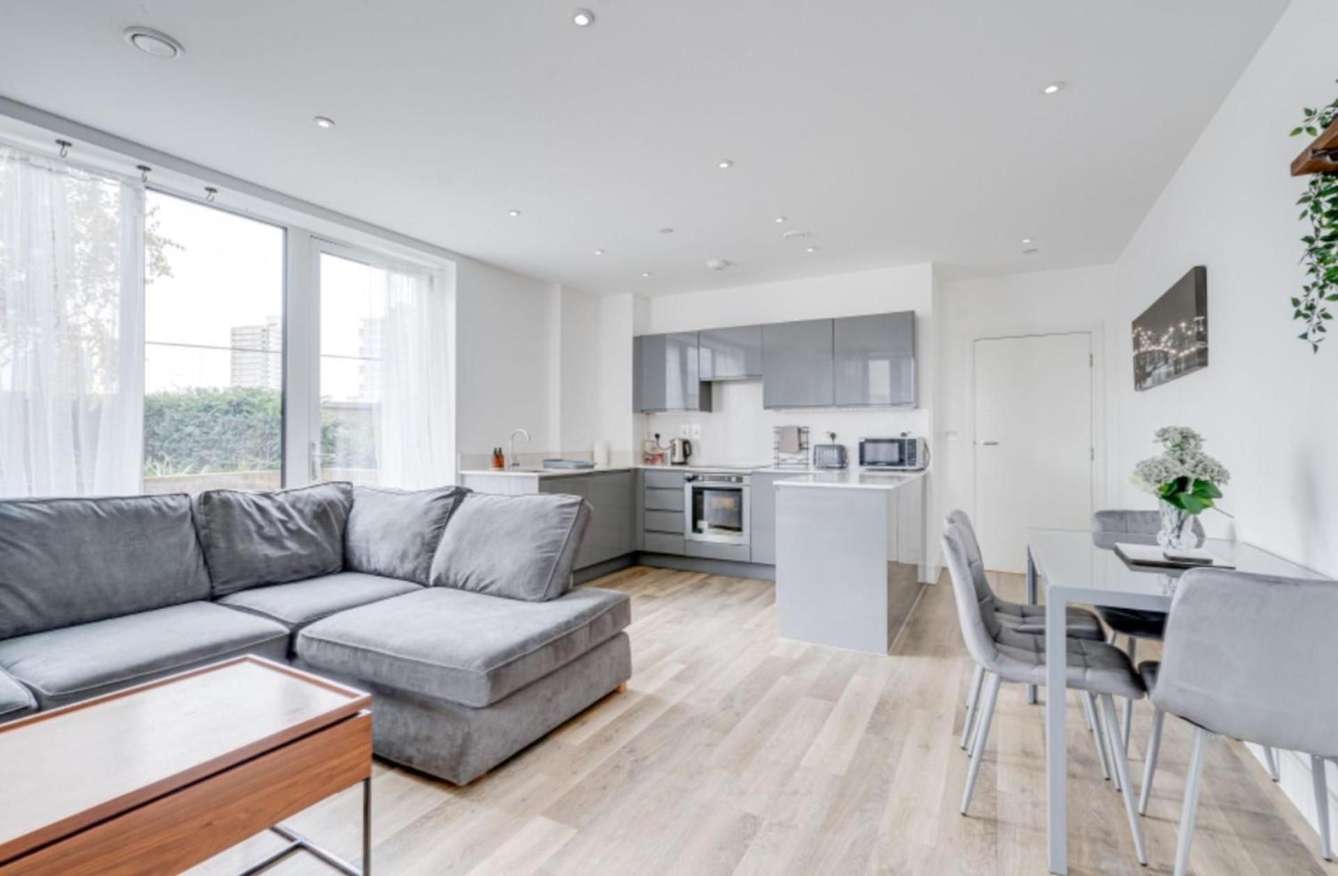 Cozy With 2 Bedrooms Appartement