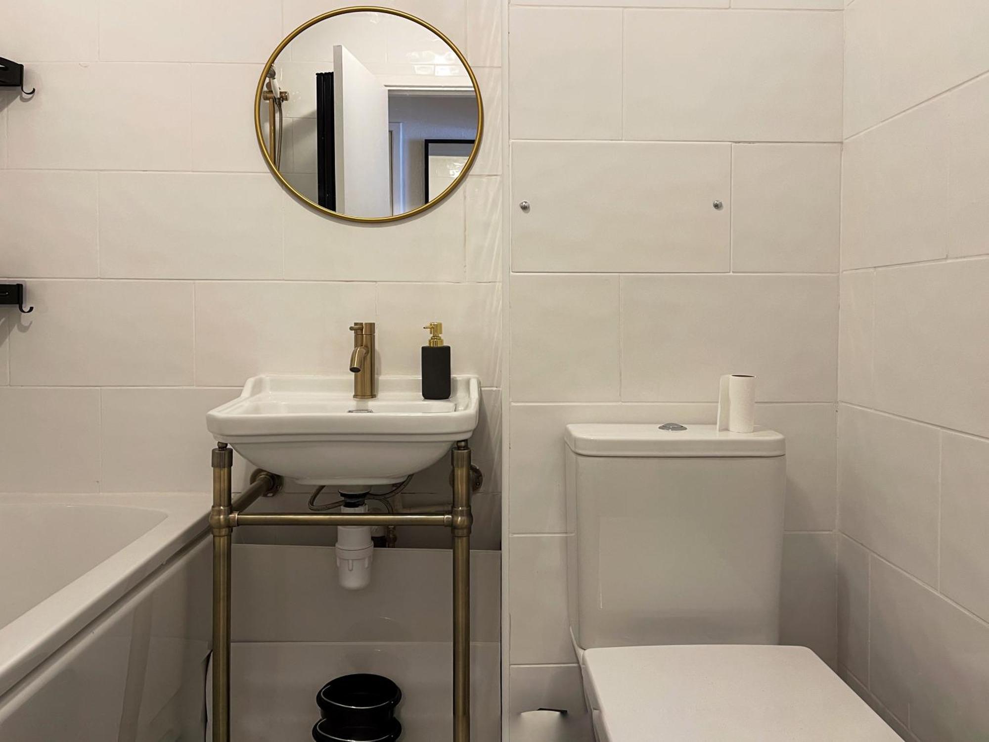 Apartamento Harper's Place Near Kings Cross - 2 Double Beds, 1 Sofa Bed, Great Location, Ideal For Families