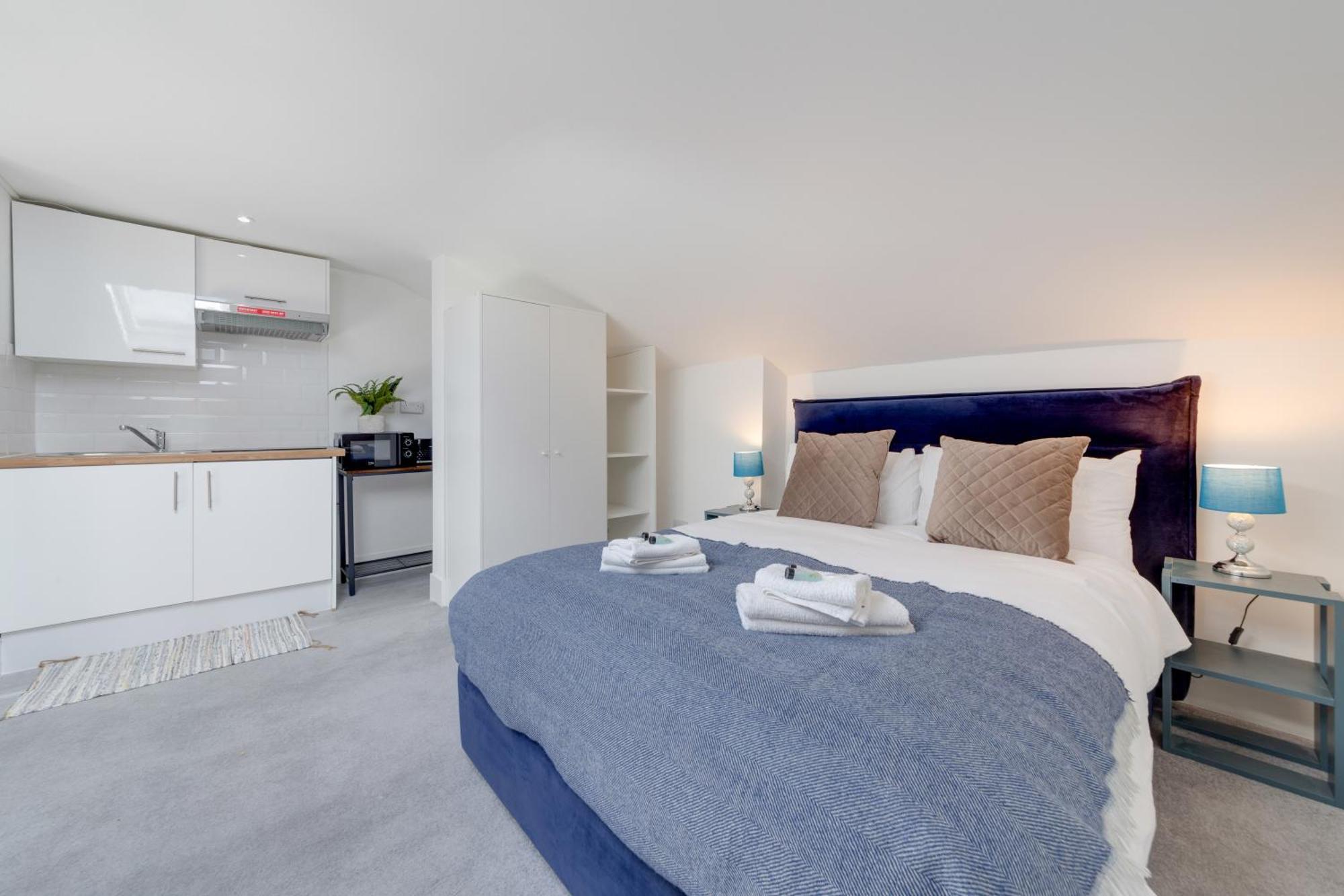 By Valiance Apartment