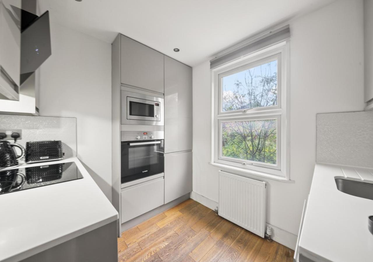 Apartamento Sg, Cosy In Paddington Londres