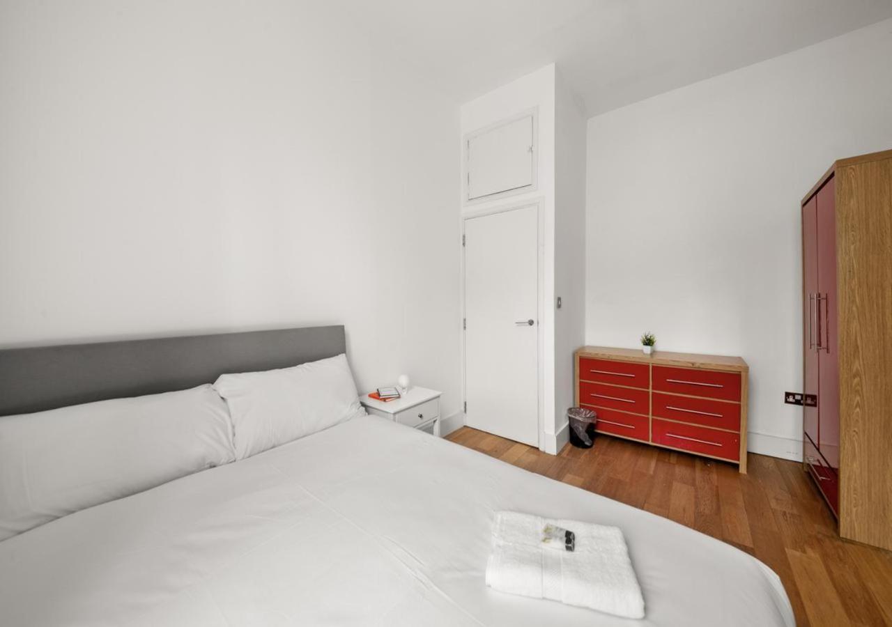 Apartamento Sg, Cosy In Paddington Londres