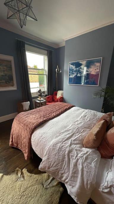 Eclectic Victorian Terrace House * Londres