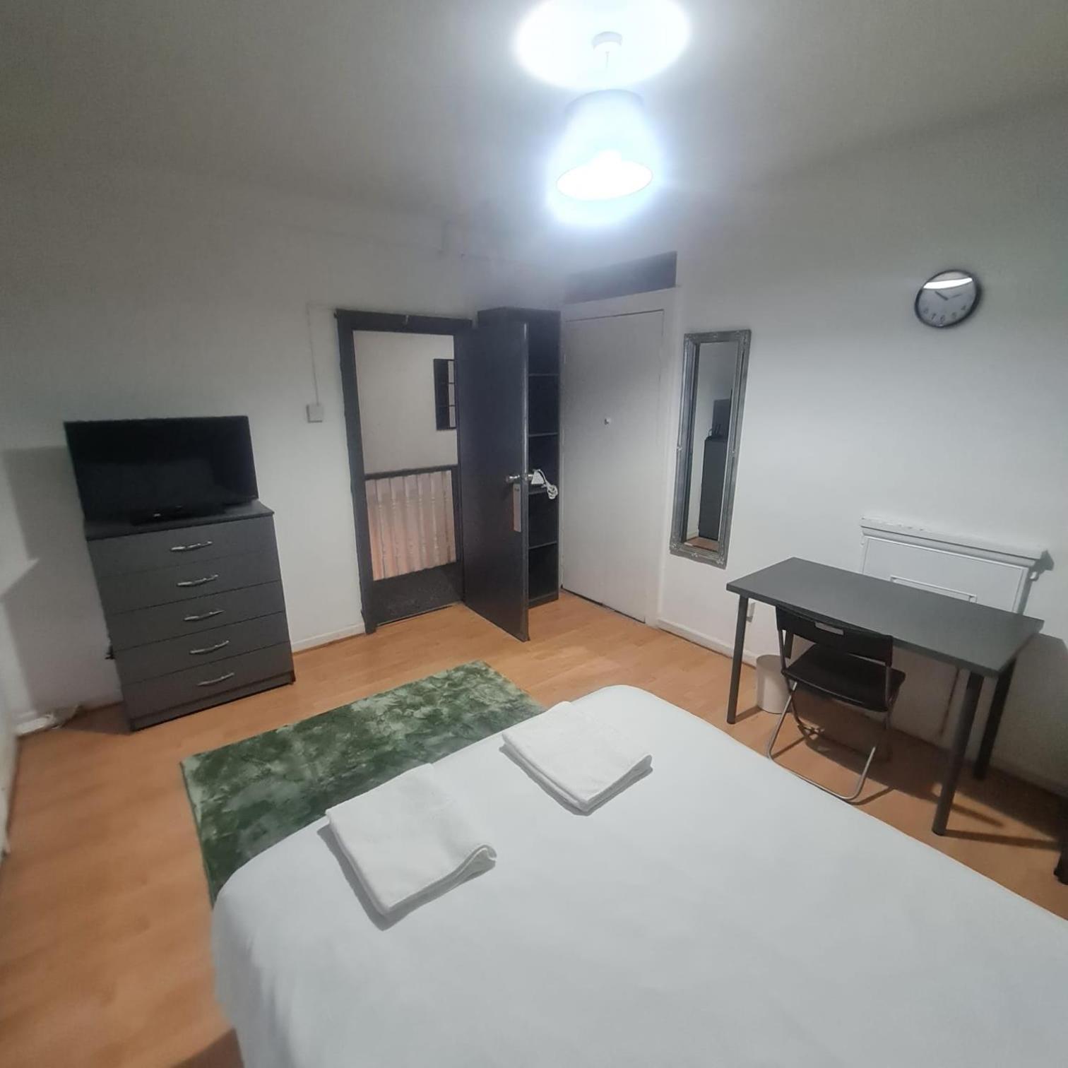Colebert Avenue Habitación en casa particular