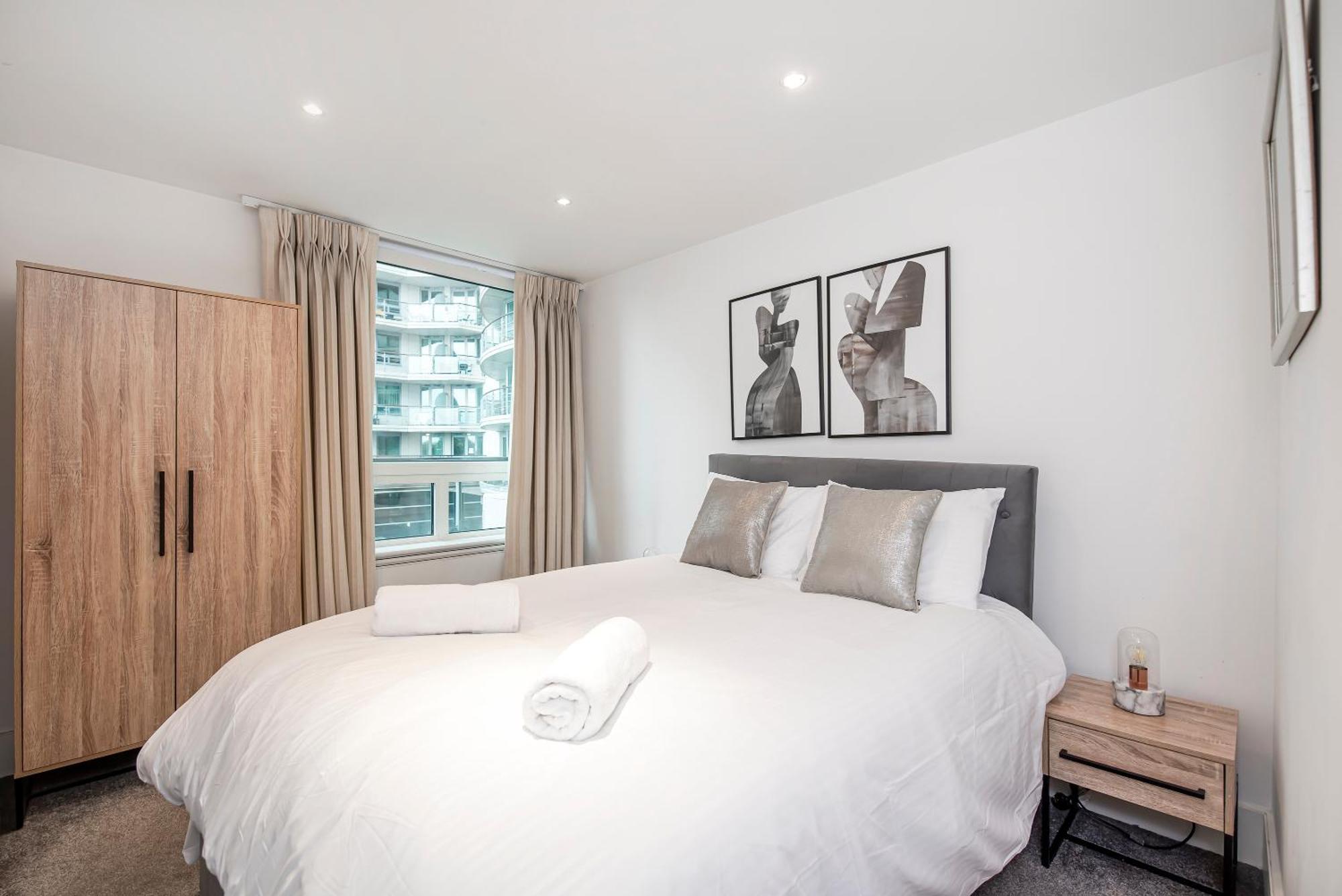 2 Bed With Large Terrace *